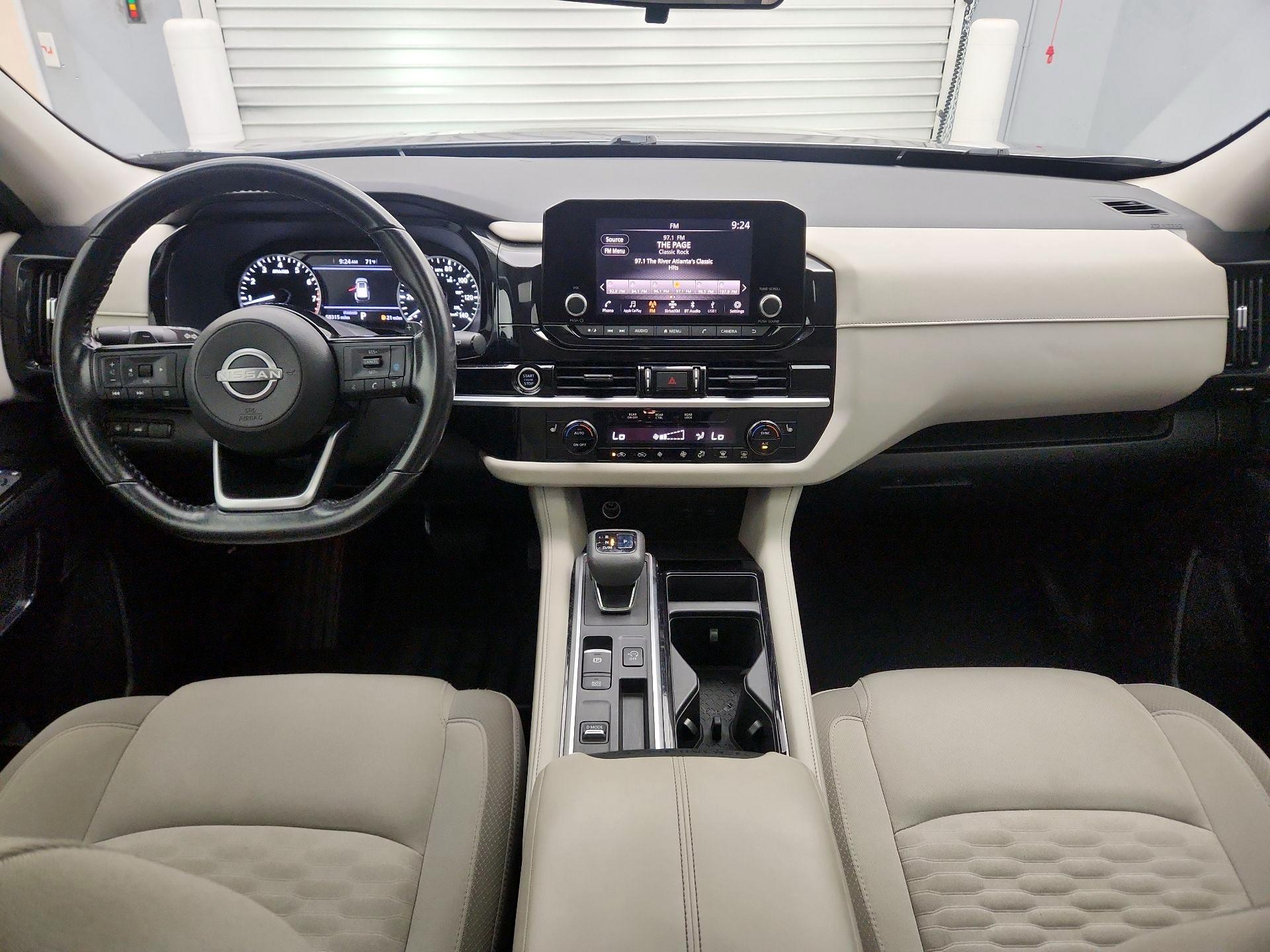Thumbnail: 2022 Nissan Pathfinder - 9