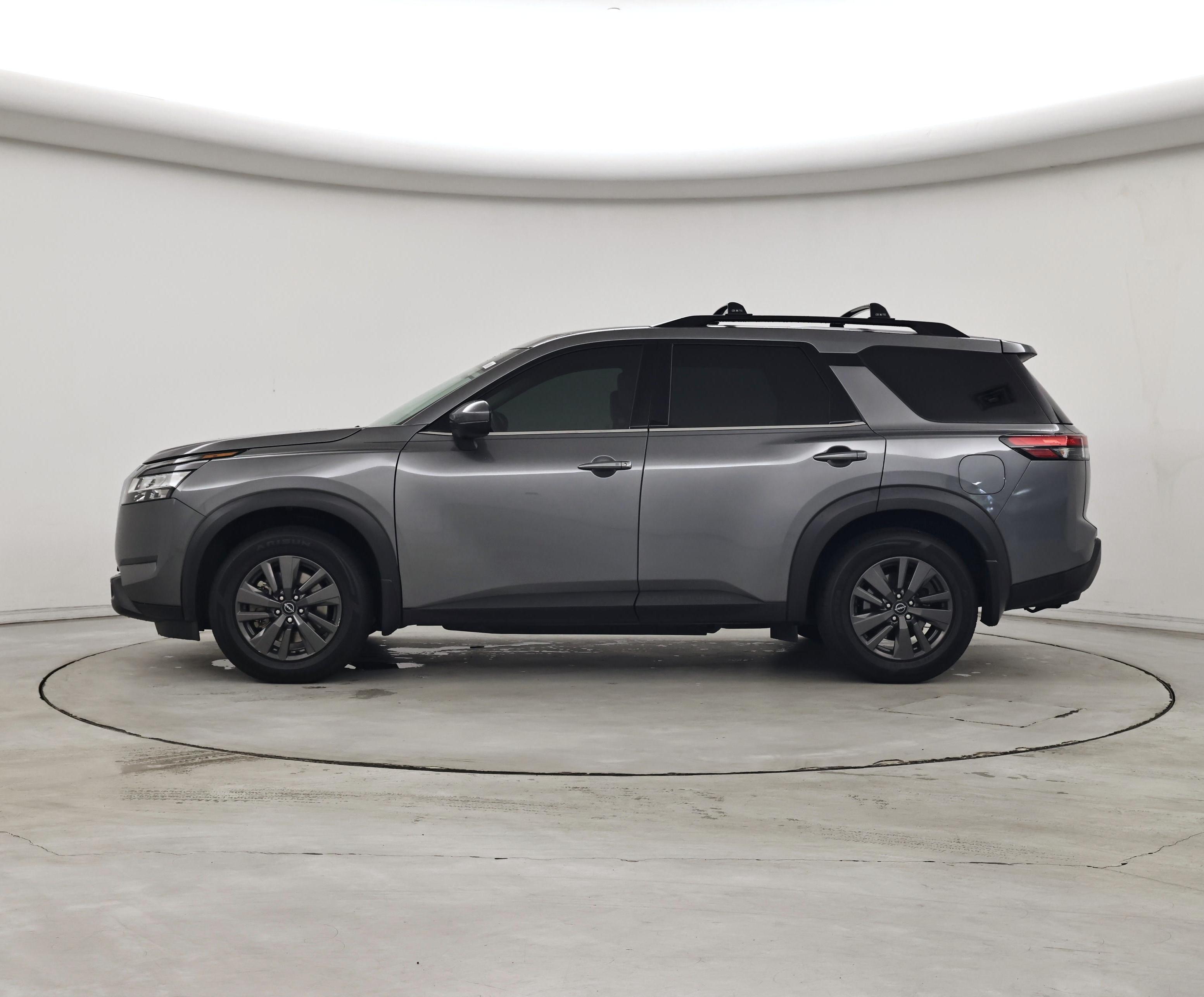 Thumbnail: 2022 Nissan Pathfinder - 3