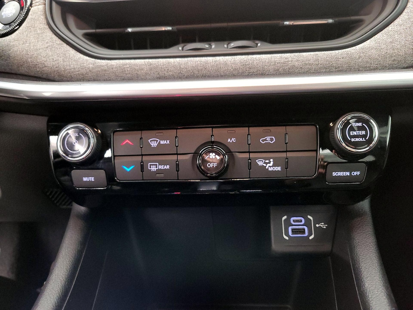 2023 Jeep Compass Latitude Lux - Photo 17