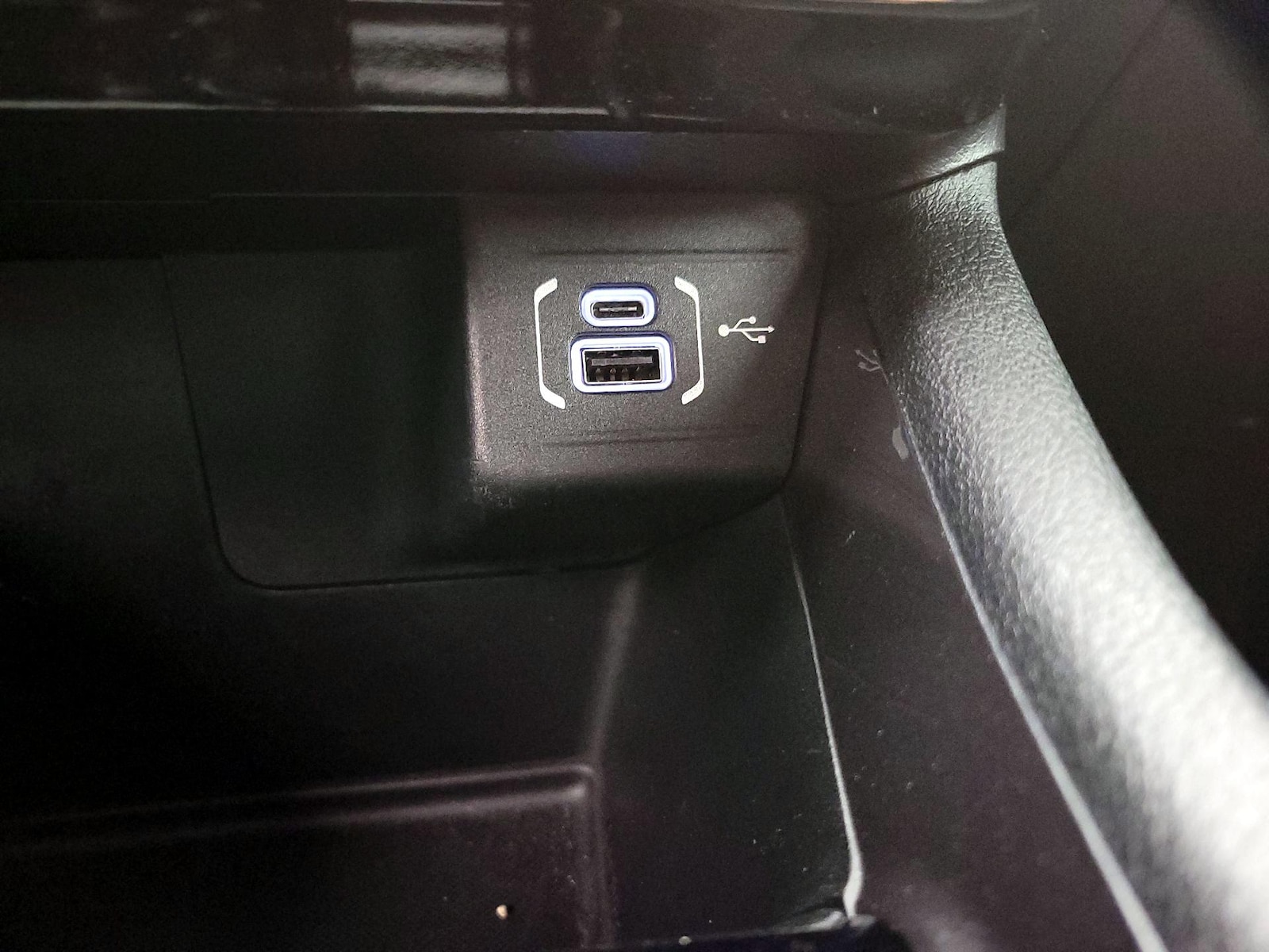 2023 Jeep Compass Latitude Lux - Photo 19