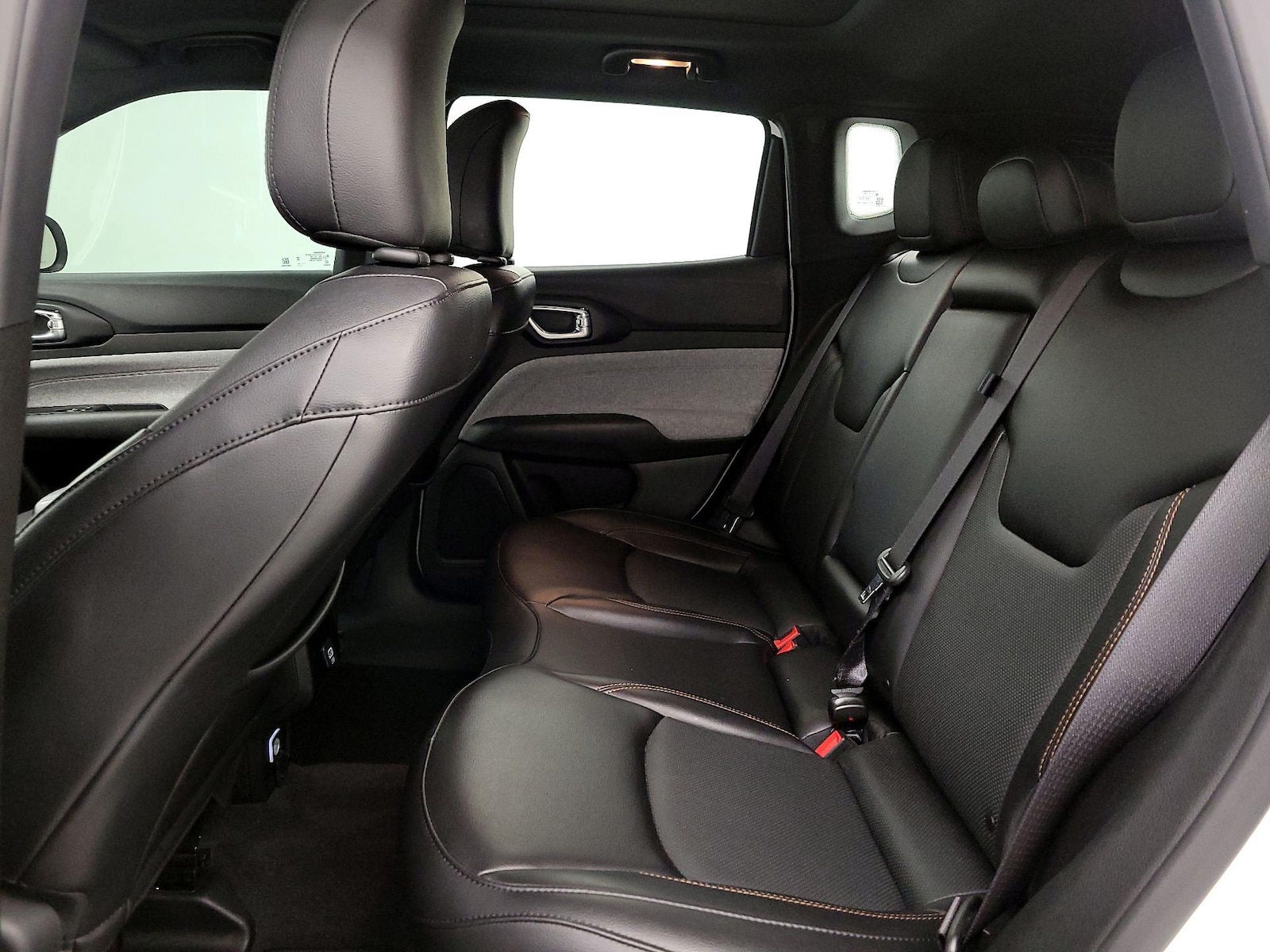 2023 Jeep Compass Latitude Lux - Photo 21