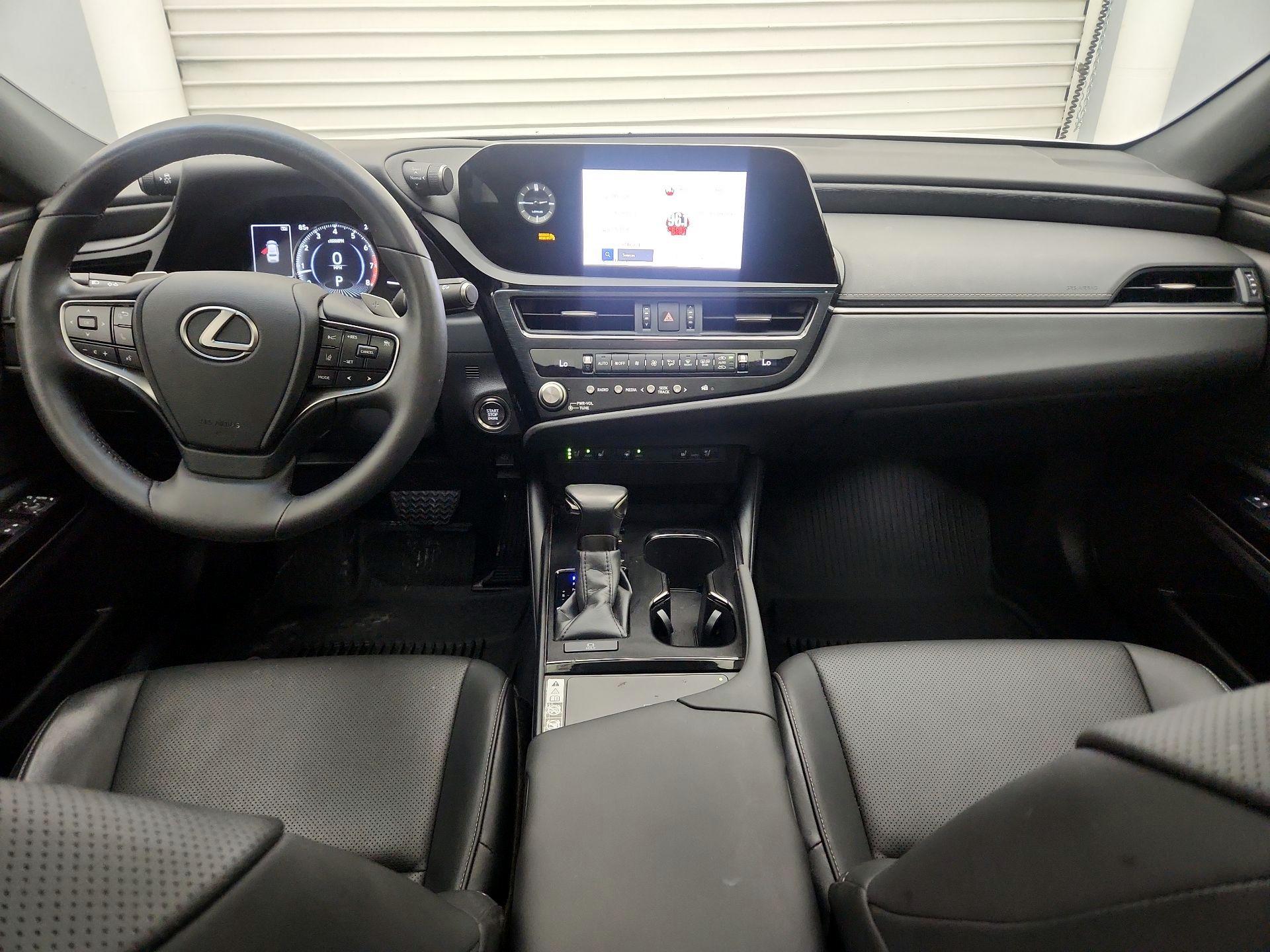 Thumbnail: 2023 Lexus ES - 9