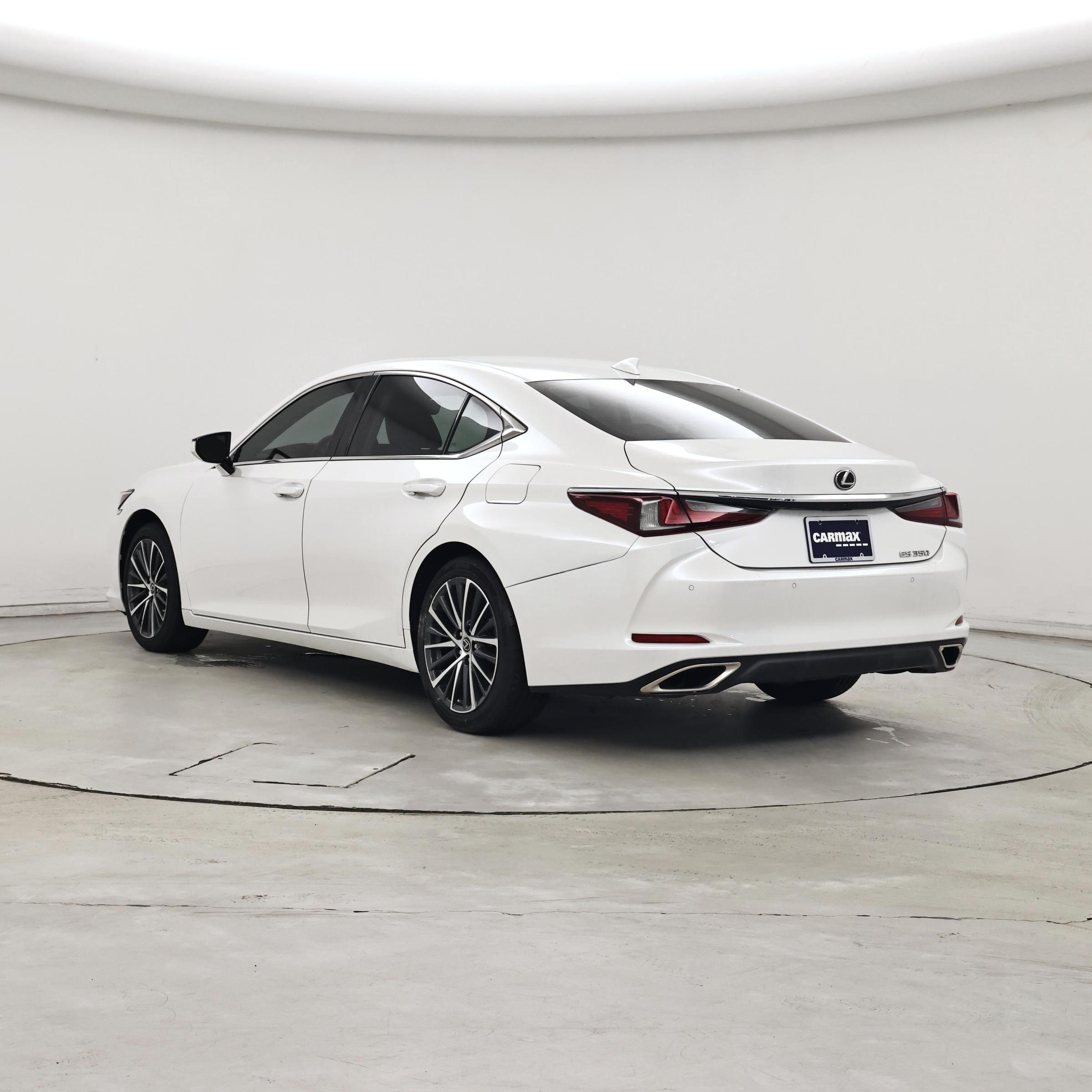 Thumbnail: 2023 Lexus ES - 2