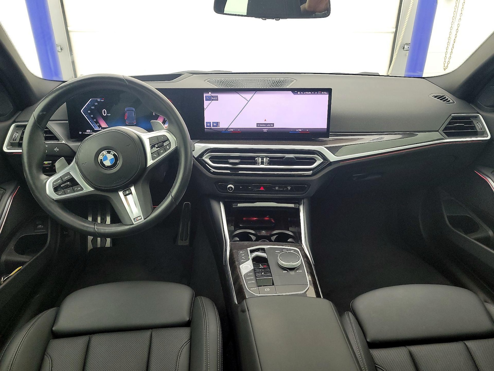 2023 BMW 3 Series 330i - Photo 10