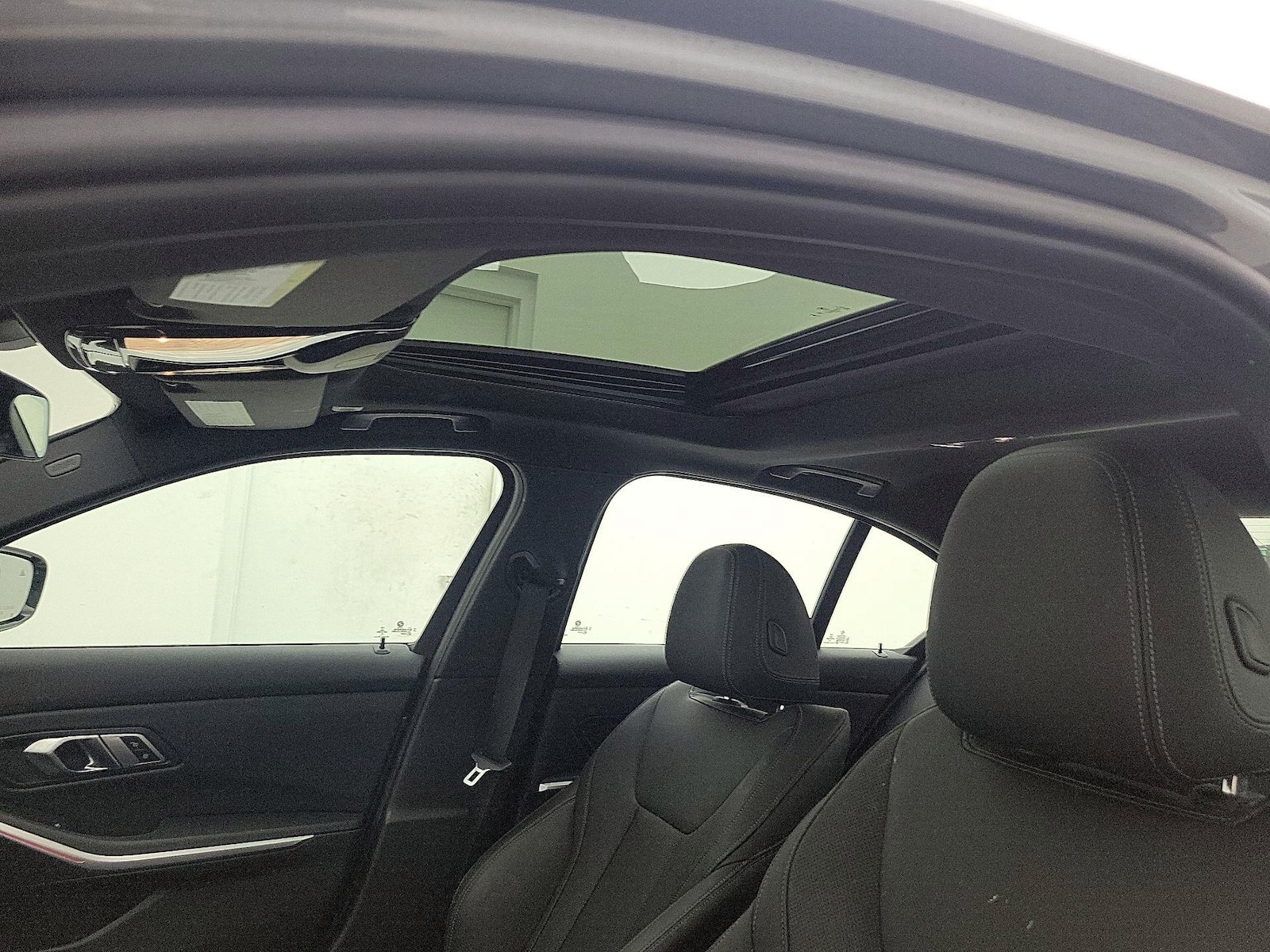 2023 BMW 3 Series 330i - Photo 21