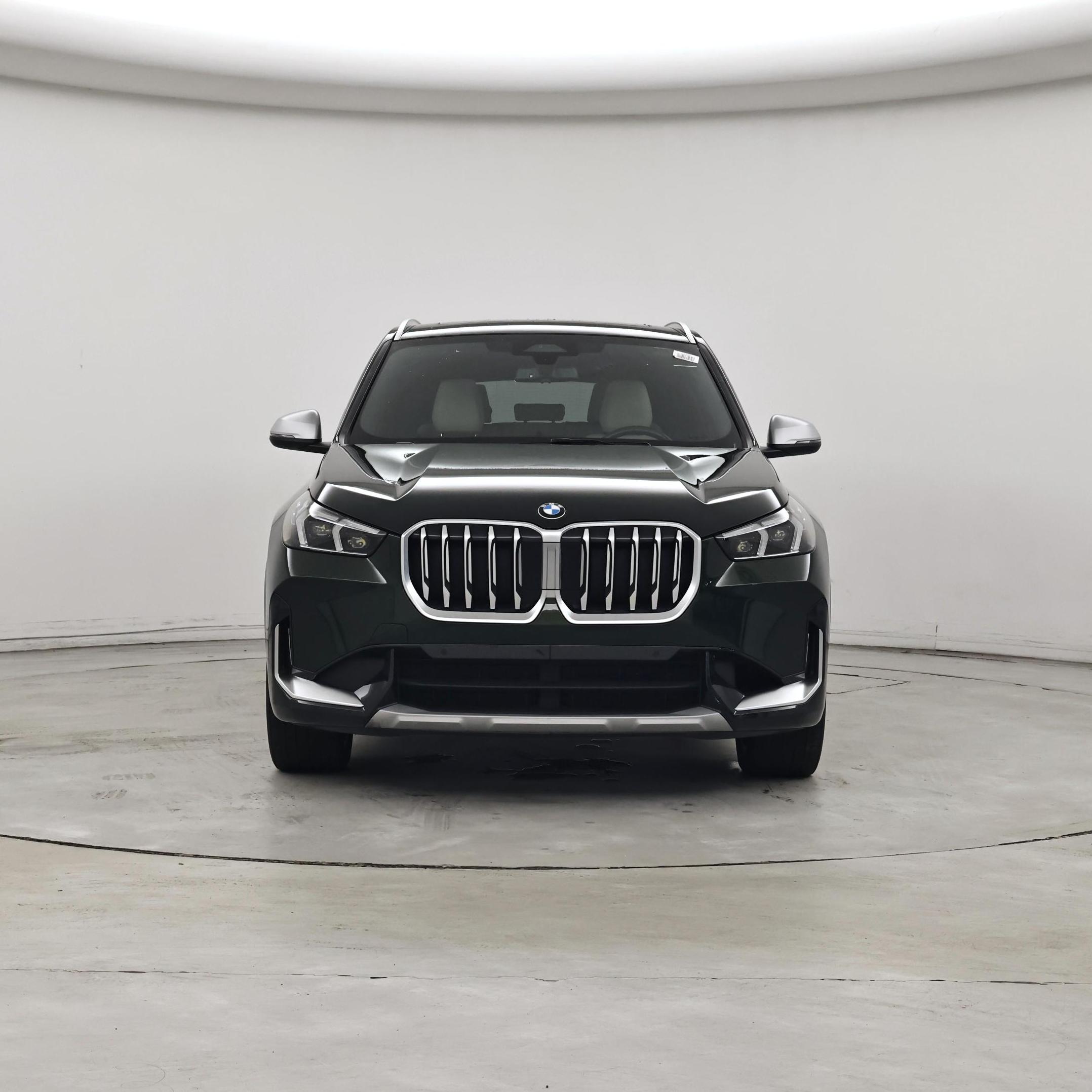 Thumbnail: 2023 BMW X1 - 5