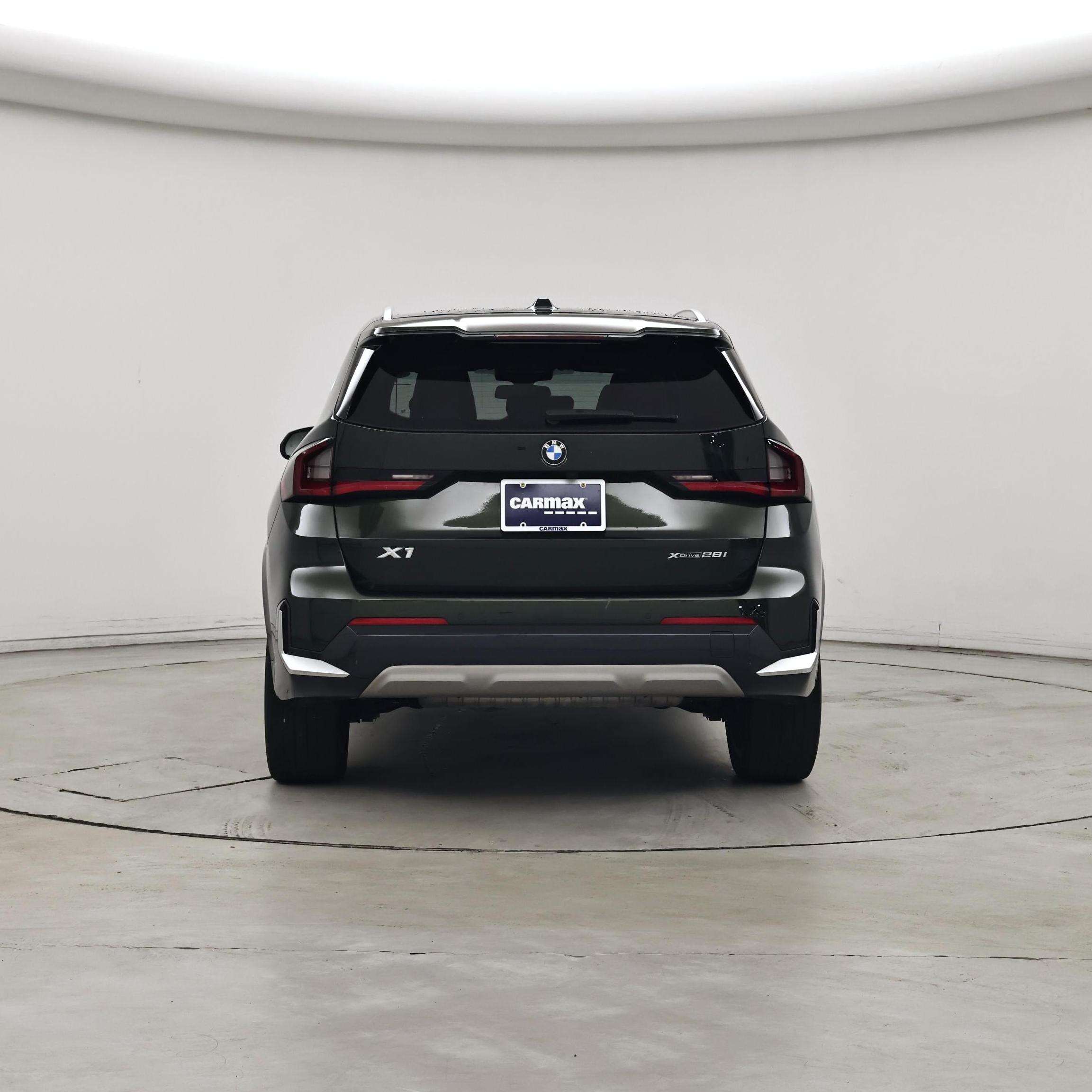 Thumbnail: 2023 BMW X1 - 6