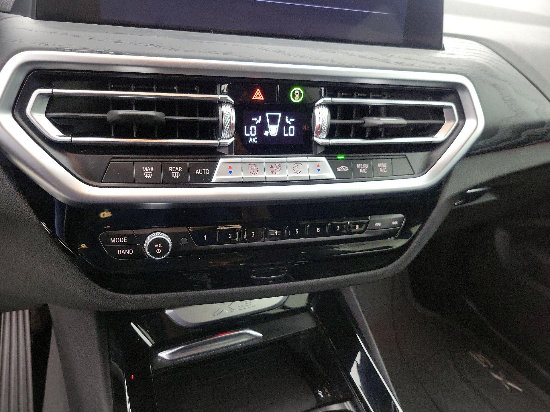 Thumbnail: 2024 BMW X3 - 16