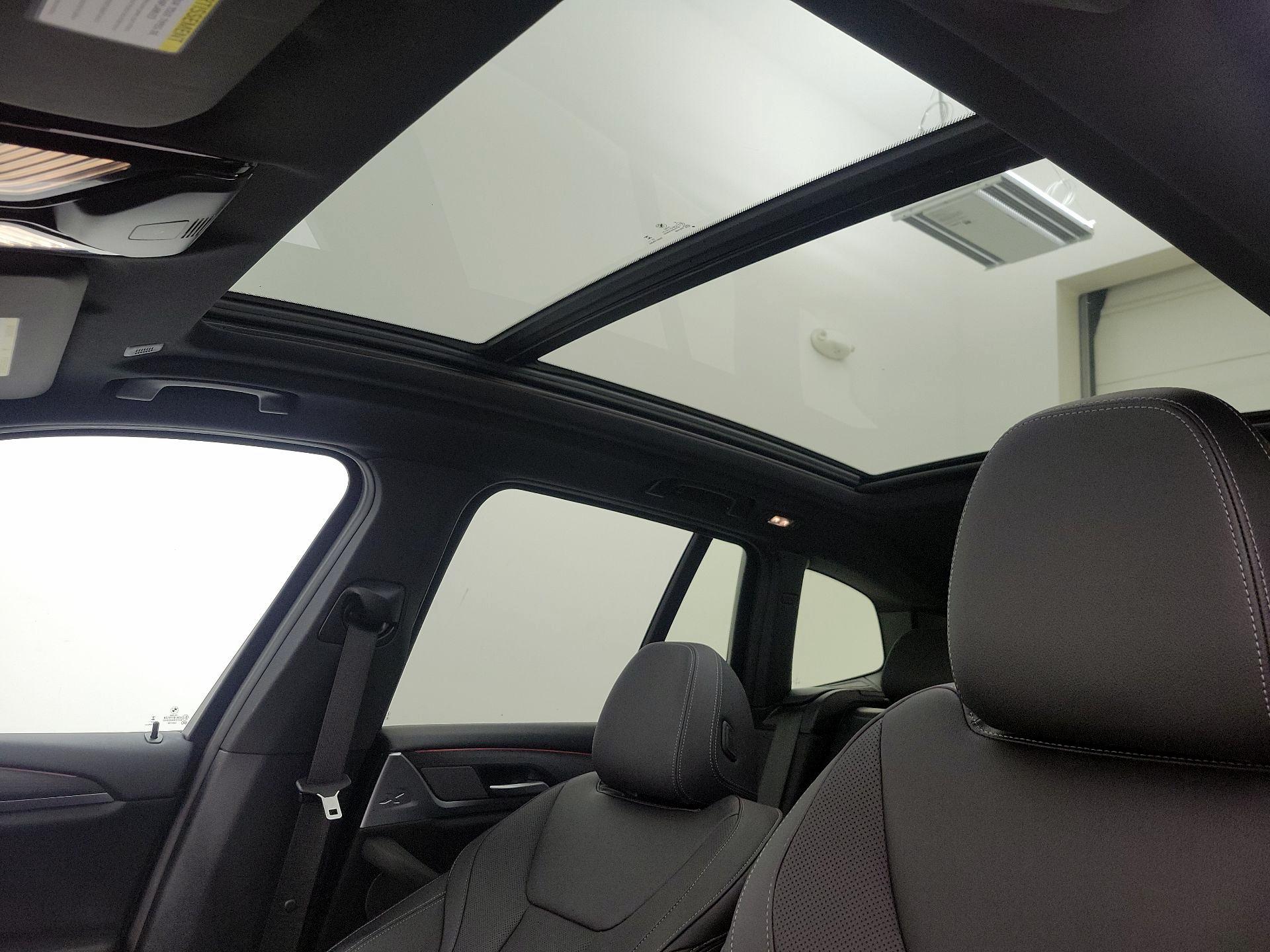 Thumbnail: 2024 BMW X3 - 19