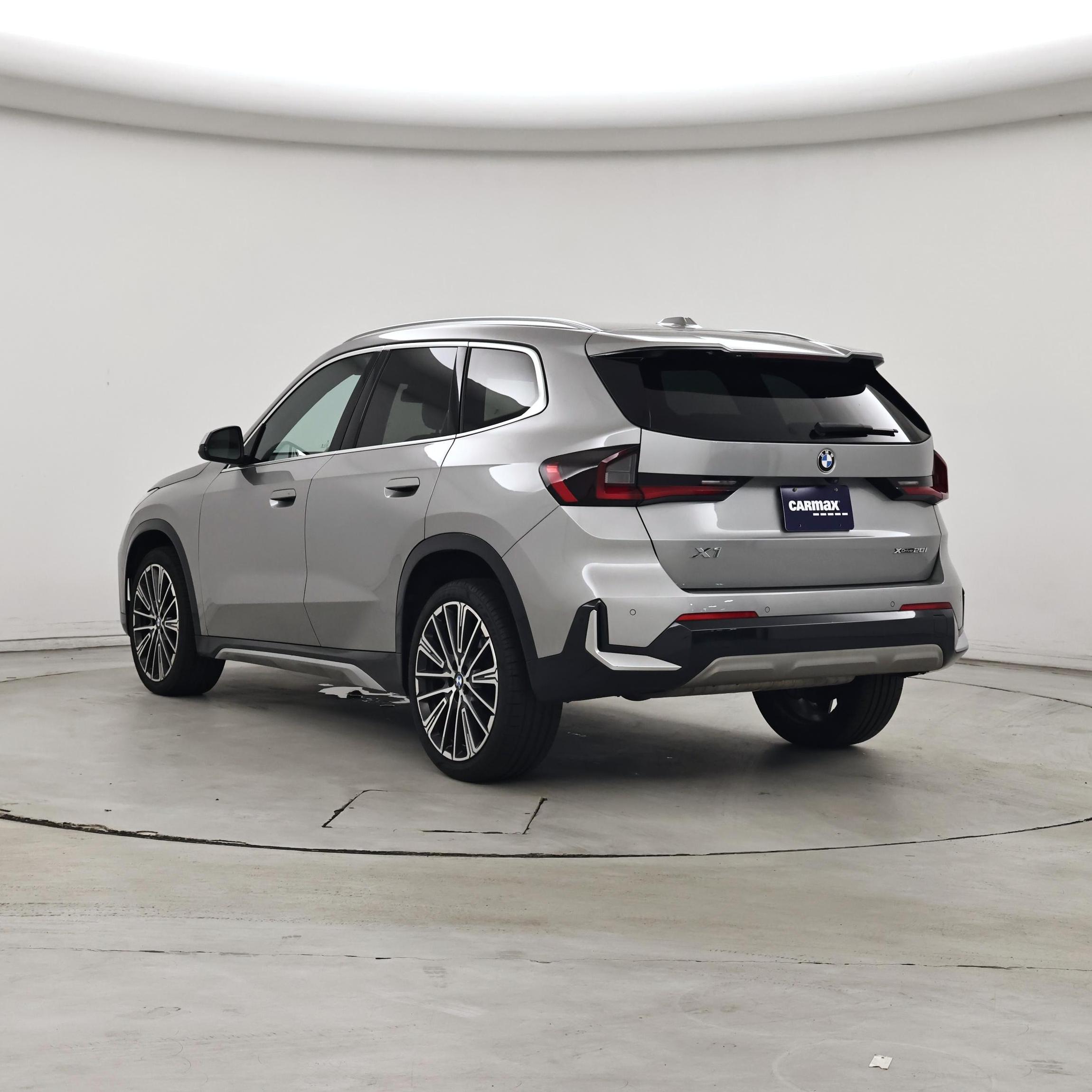 Thumbnail: 2024 BMW X1 - 2