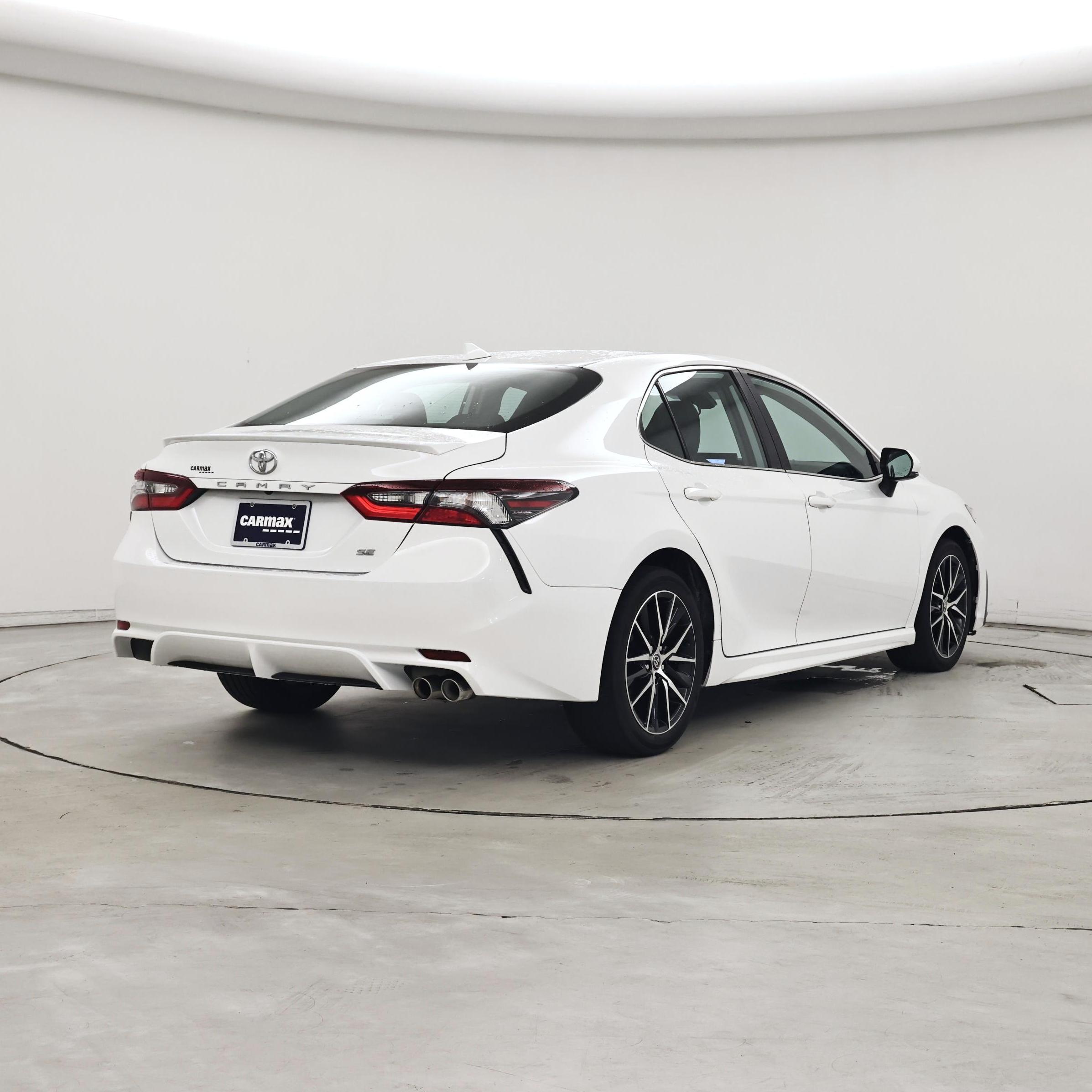 Thumbnail: 2022 Toyota Camry - 8