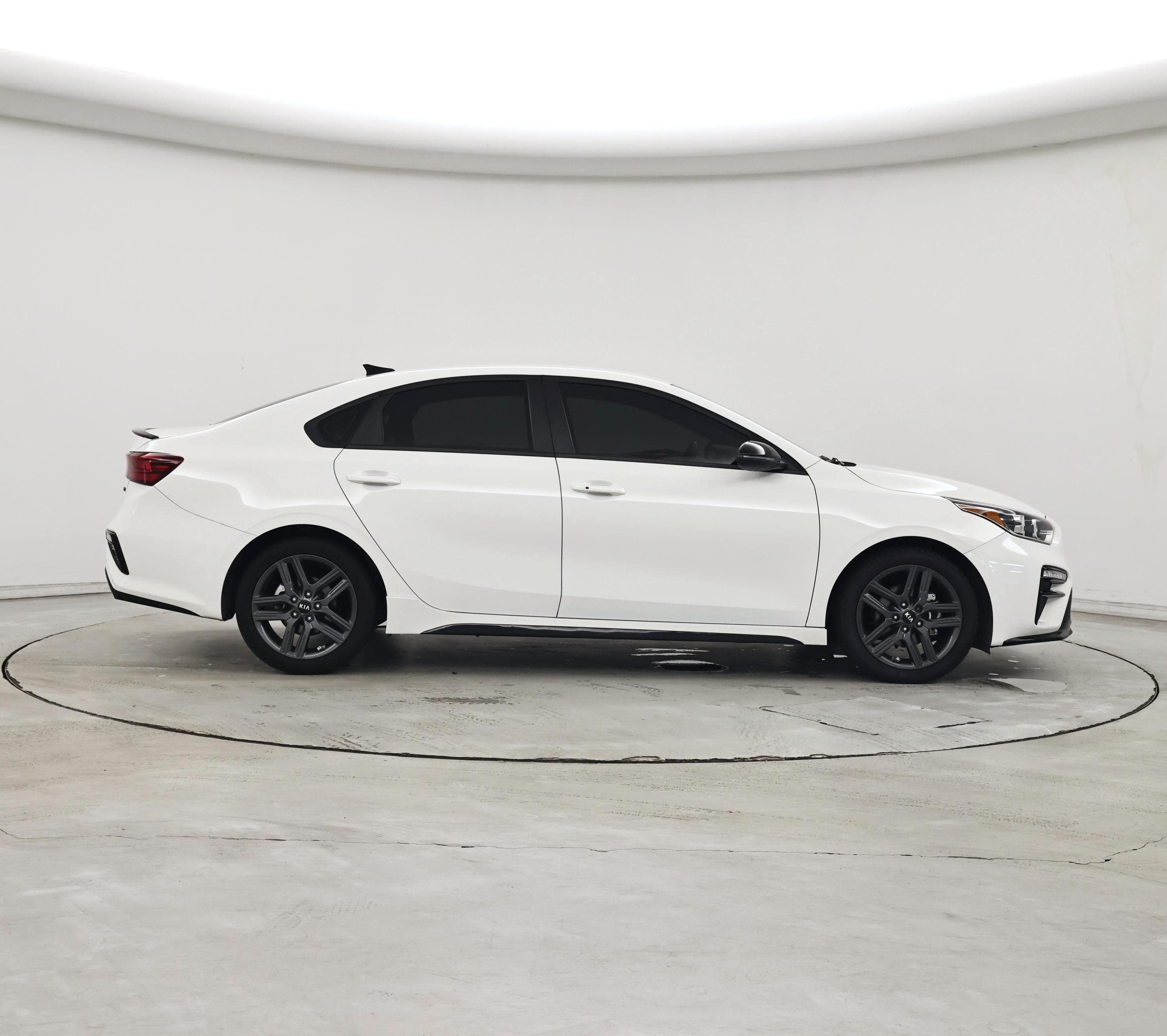 Thumbnail: 2021 Kia Forte - 7