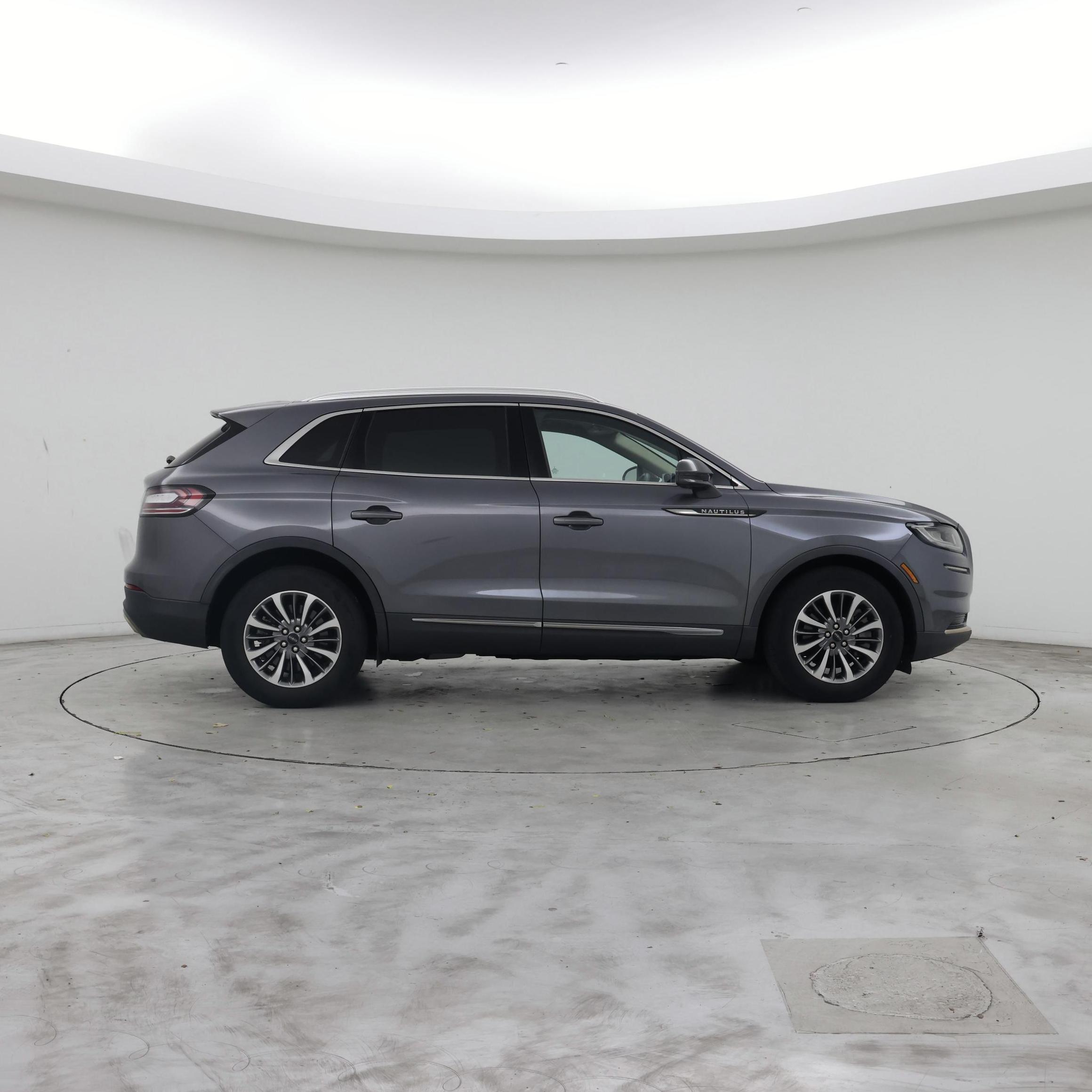 Thumbnail: 2021 Lincoln Nautilus - 7
