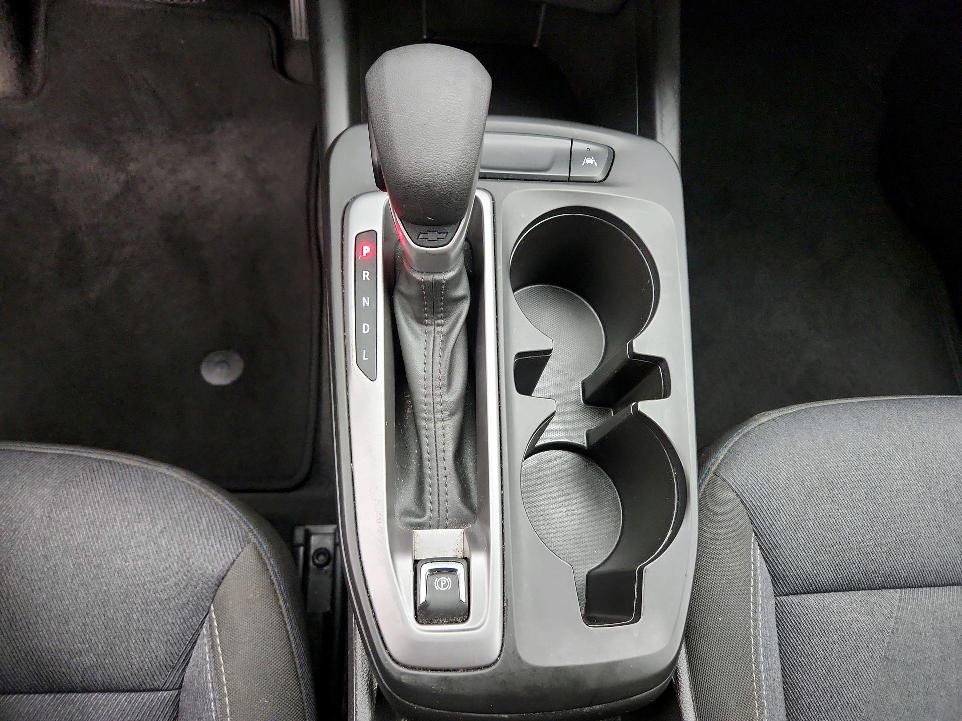 Thumbnail: 2025 Chevrolet Trax - 17