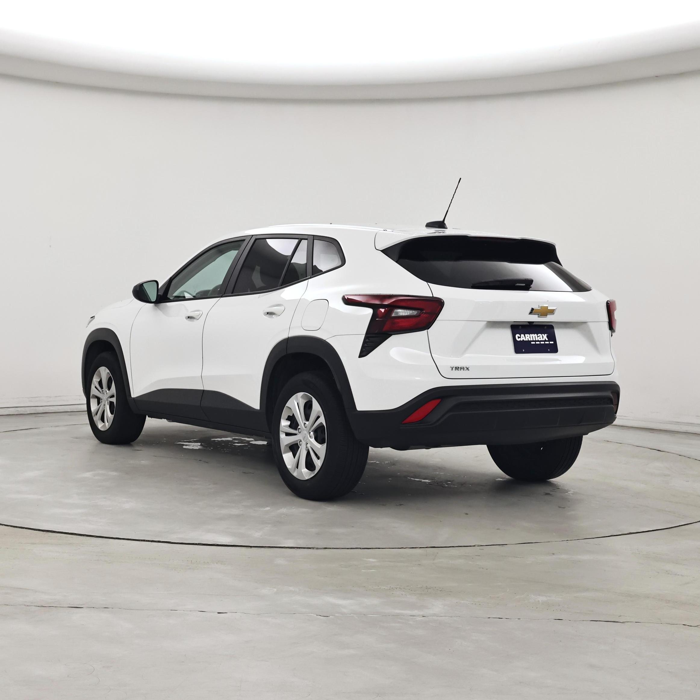 Thumbnail: 2025 Chevrolet Trax - 2