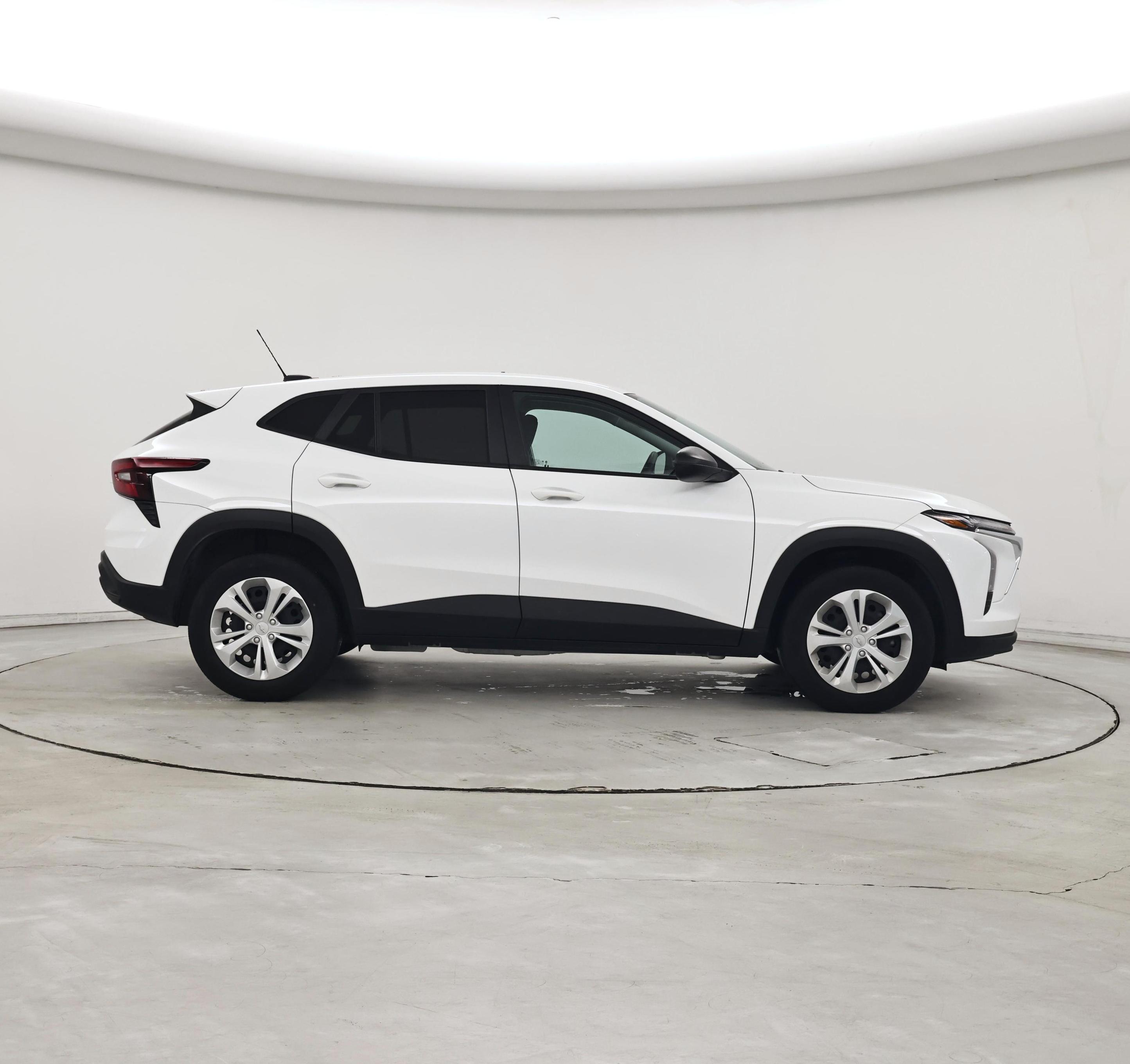 Thumbnail: 2025 Chevrolet Trax - 7