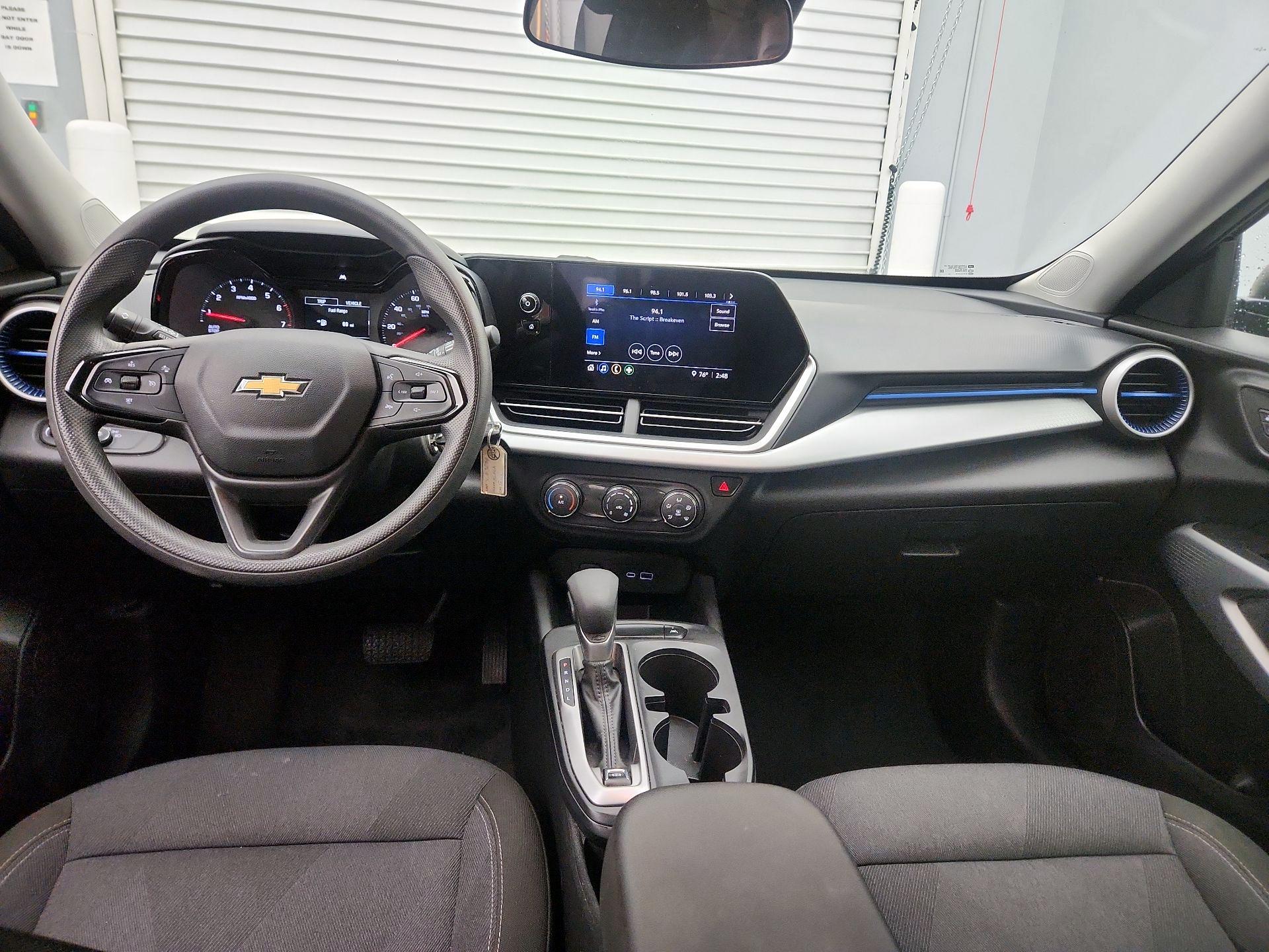 Thumbnail: 2025 Chevrolet Trax - 9