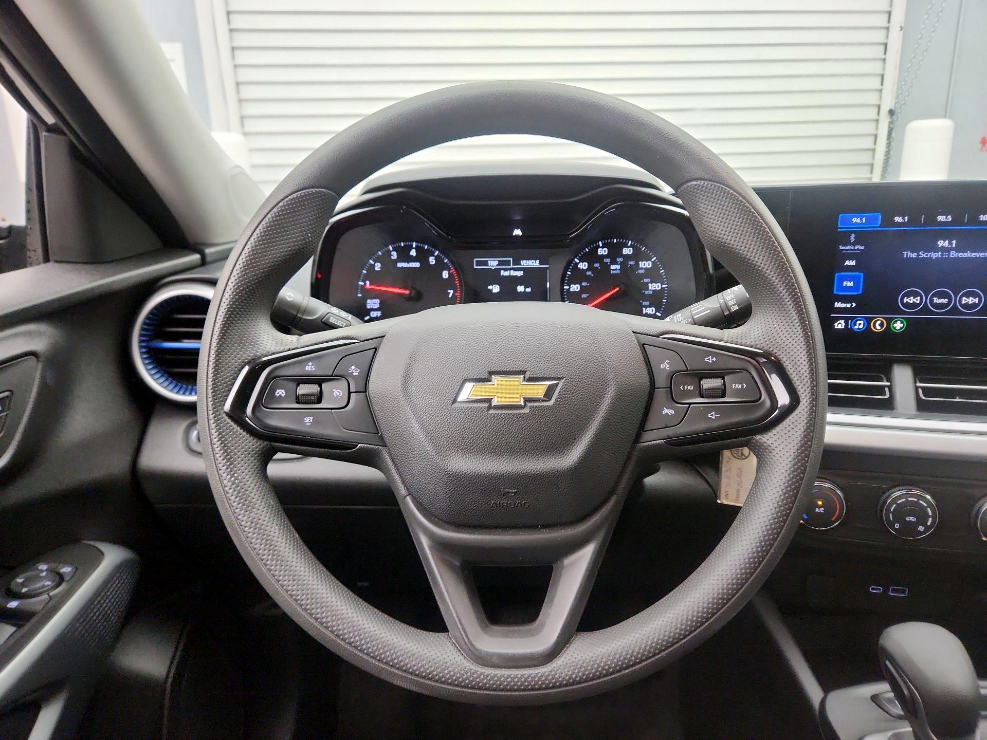 Thumbnail: 2025 Chevrolet Trax - 10