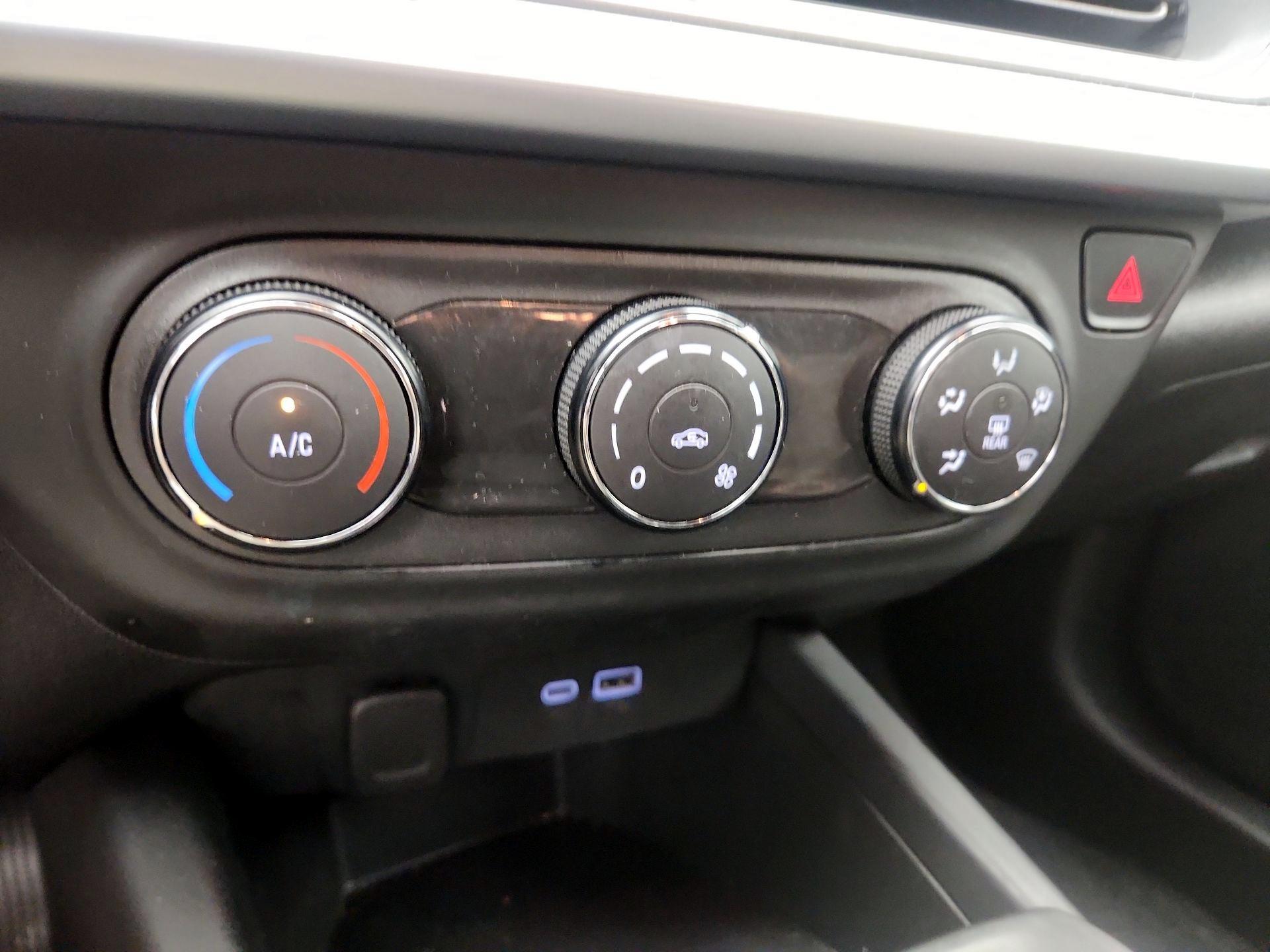 Thumbnail: 2025 Chevrolet Trax - 16