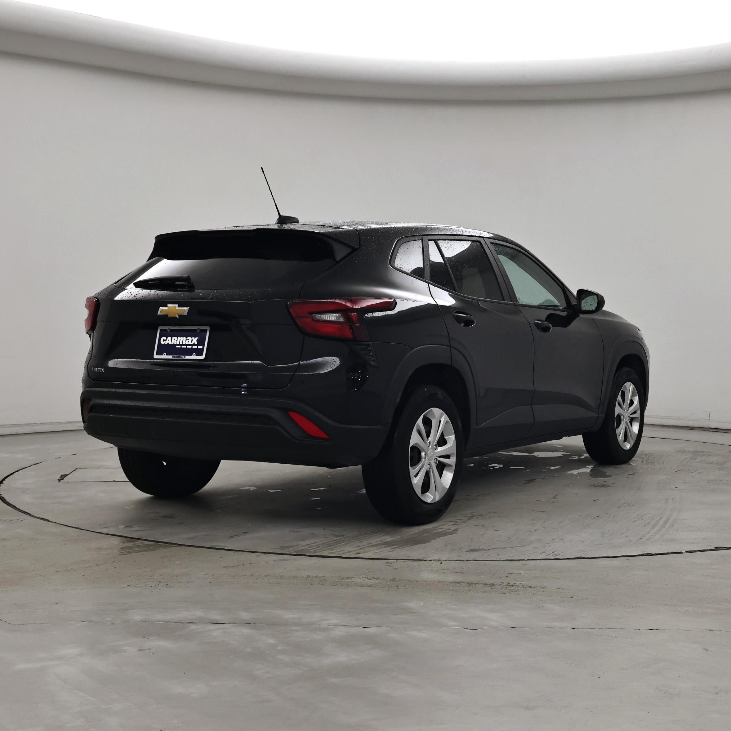 Thumbnail: 2025 Chevrolet Trax - 8