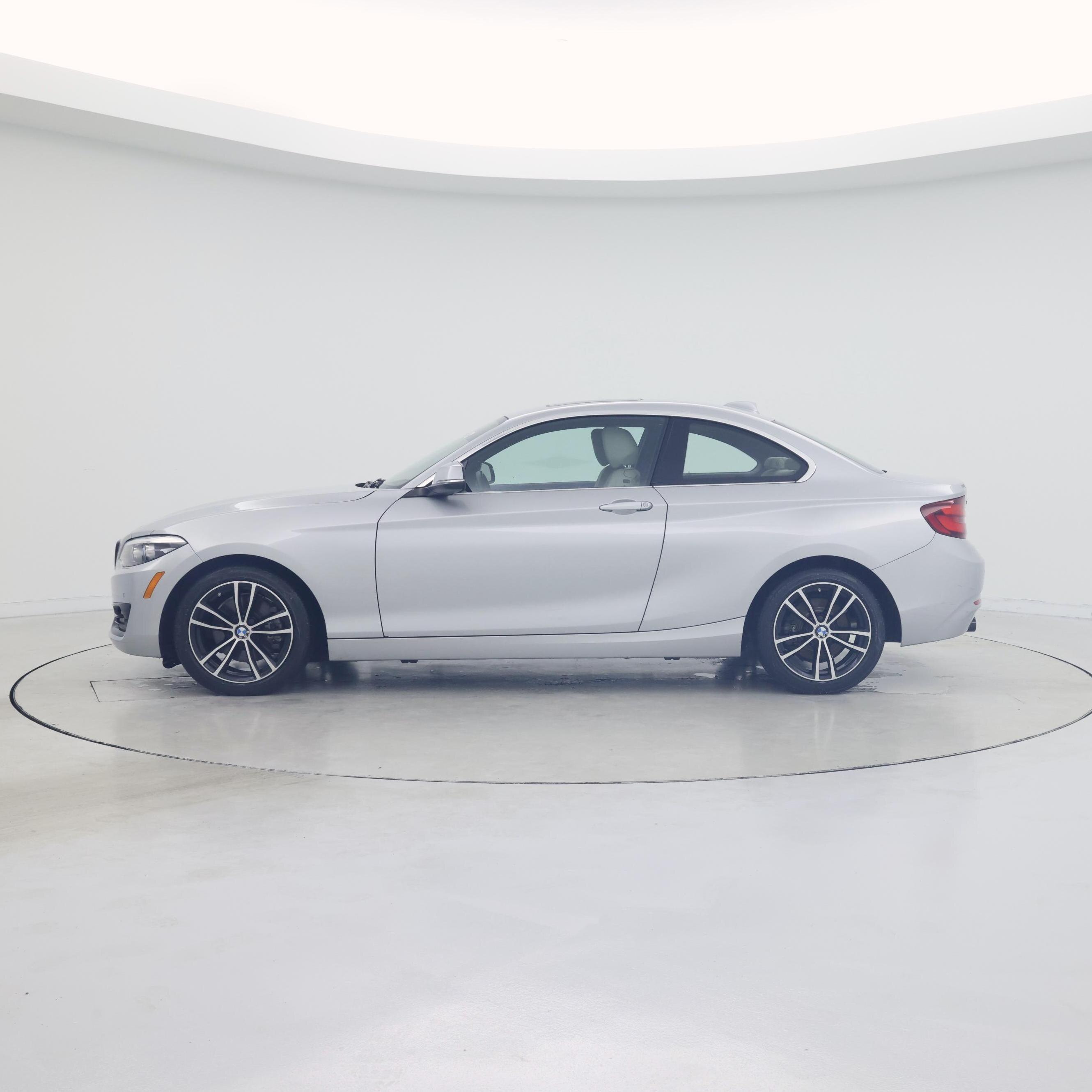 Thumbnail: 2020 BMW 2 Series - 3