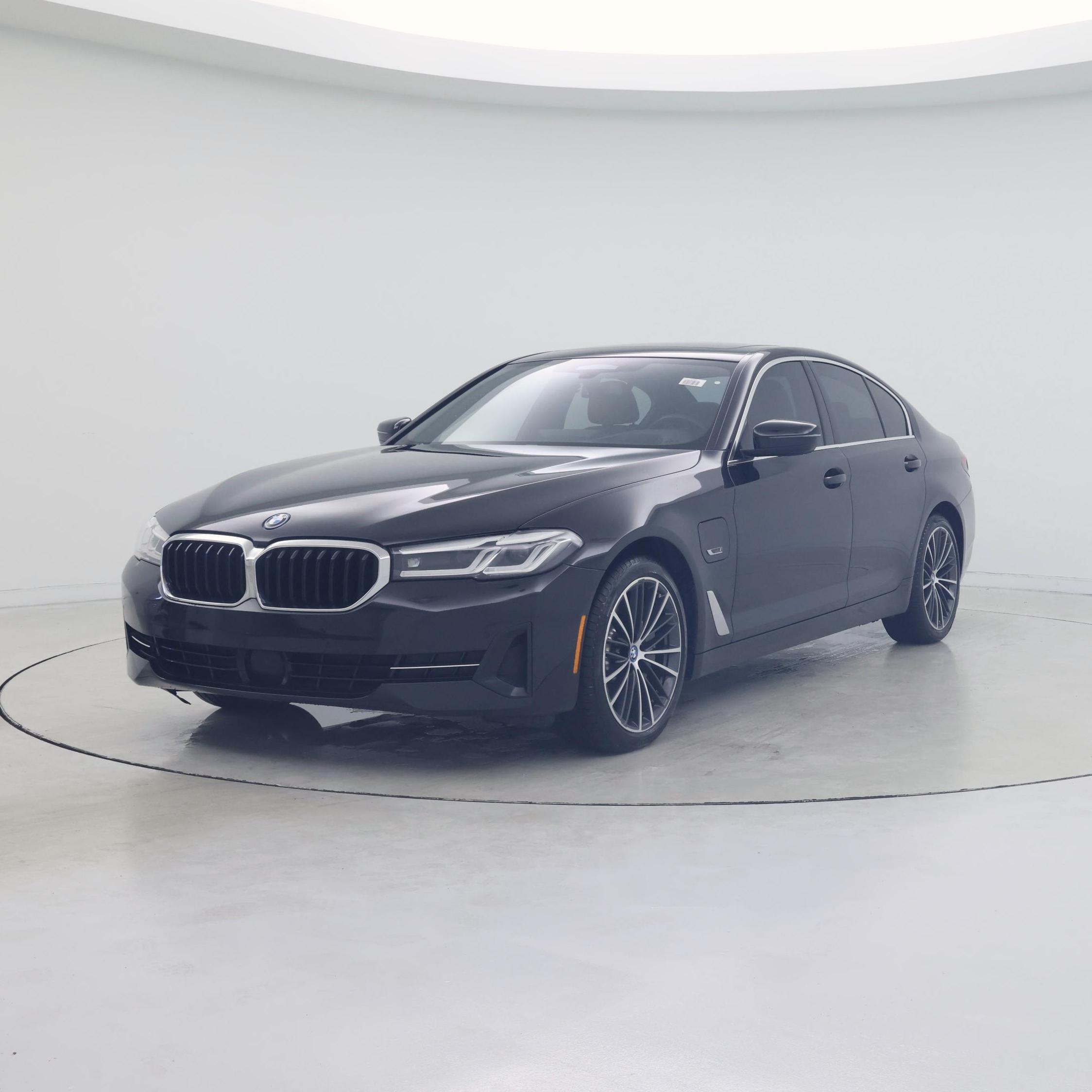 Thumbnail: 2023 BMW 5 Series - 4