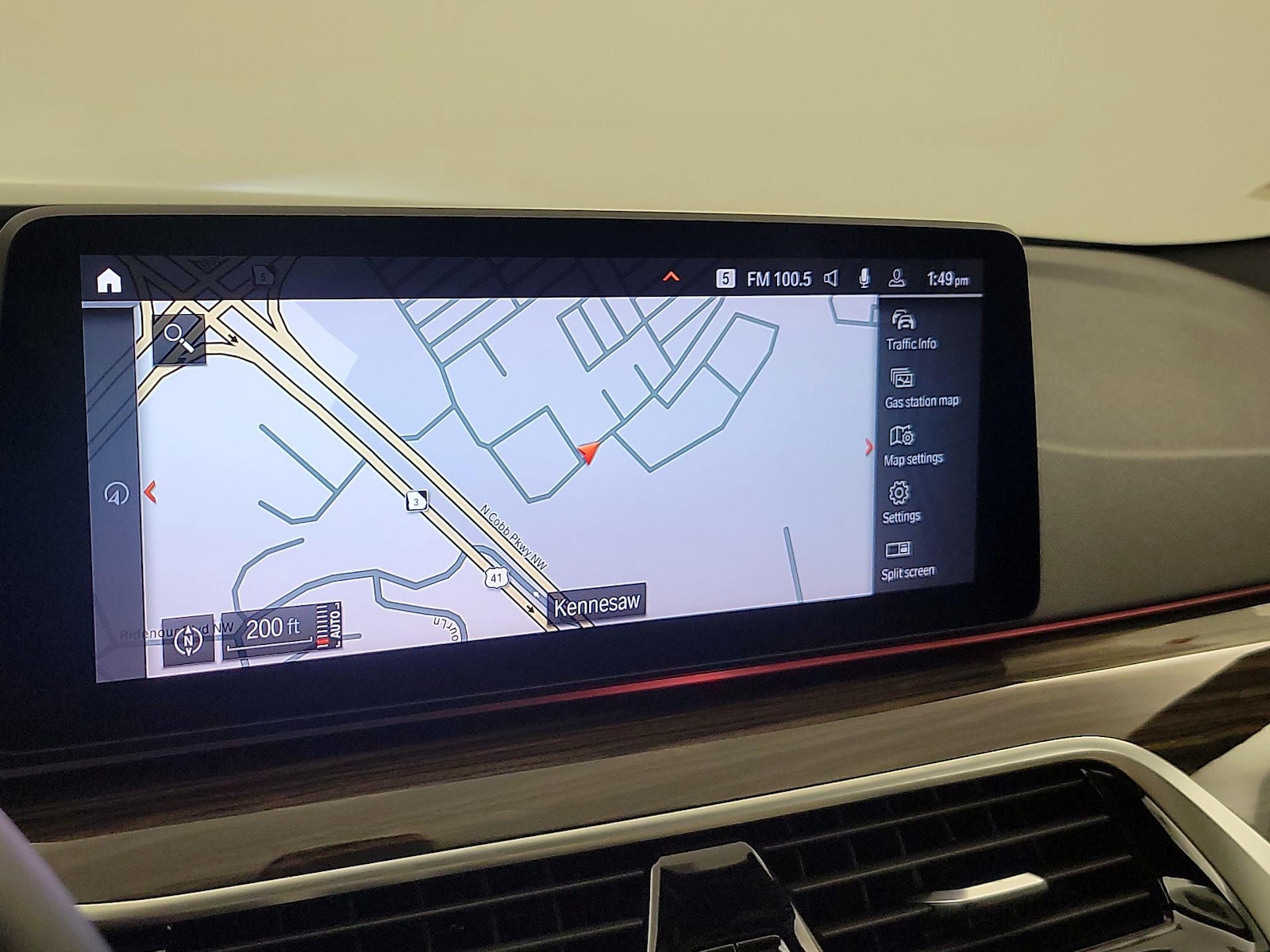 2023 BMW 5 Series 530i - Photo 15