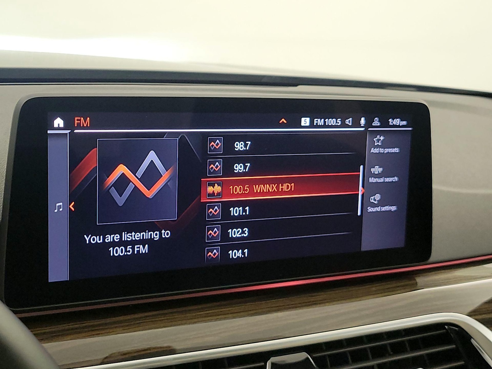 2023 BMW 5 Series 530i - Photo 17