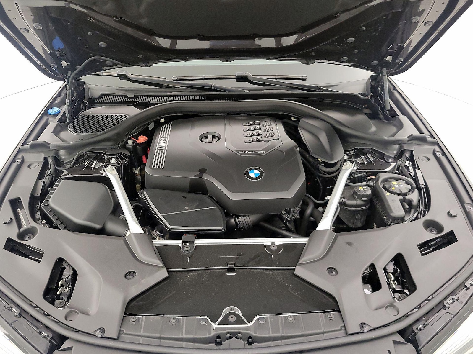 2023 BMW 5 Series 530i - Photo 24