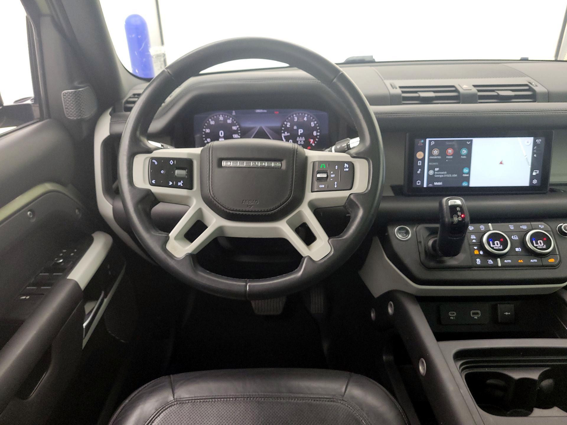 Thumbnail: 2020 Land Rover Defender - 10