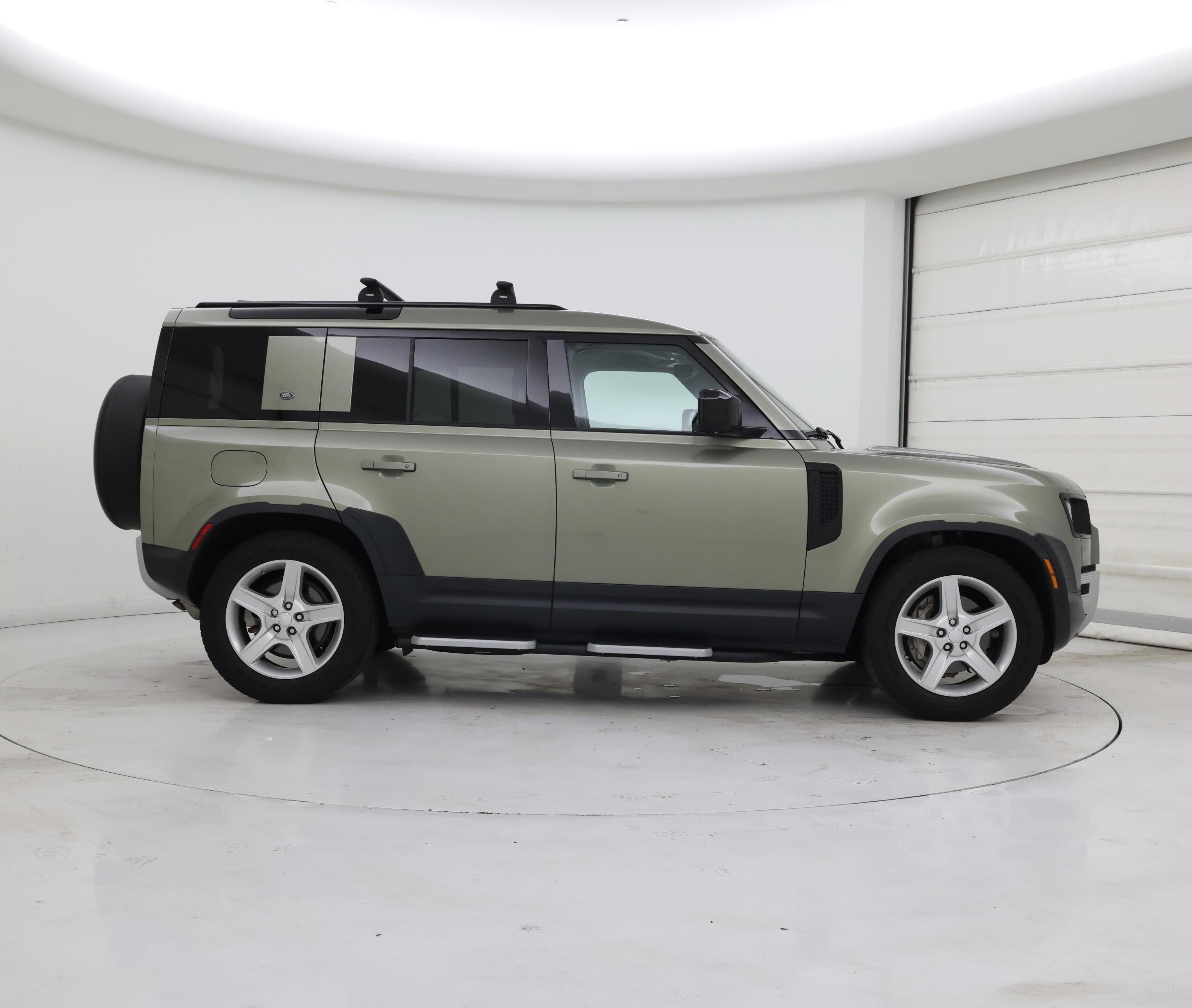 Thumbnail: 2020 Land Rover Defender - 7