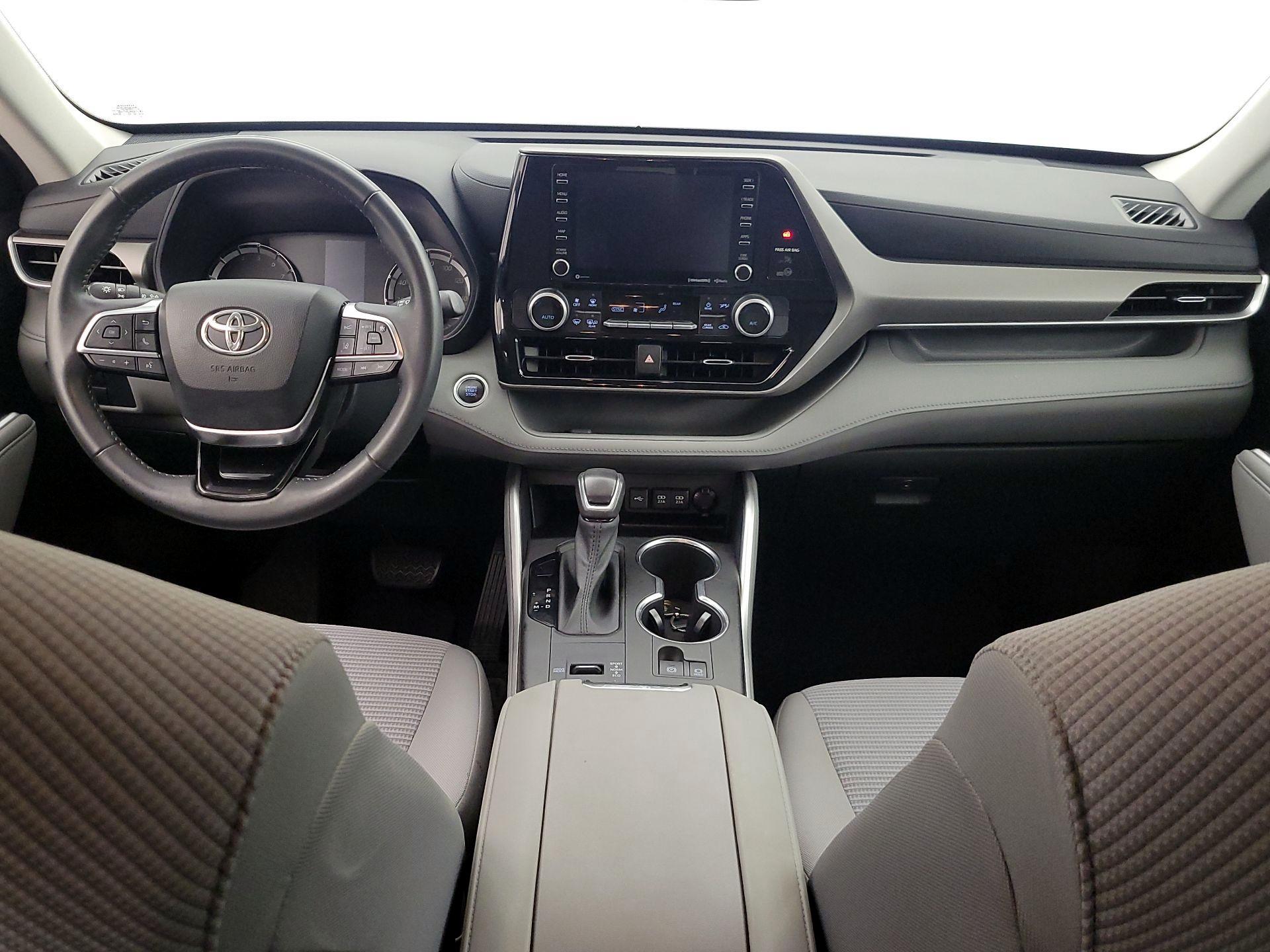 Thumbnail: 2020 Toyota Highlander - 9