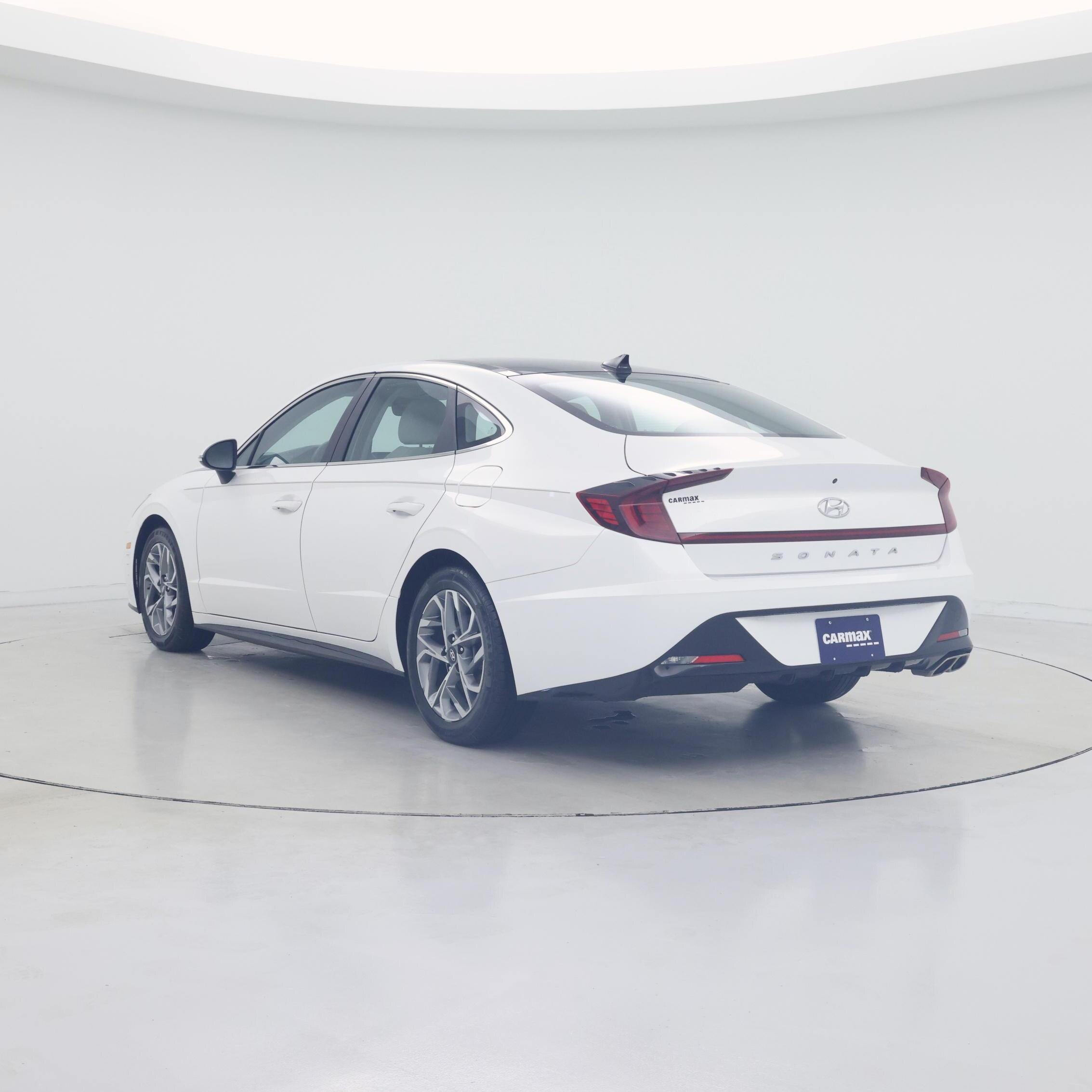 Thumbnail: 2023 Hyundai Sonata - 2