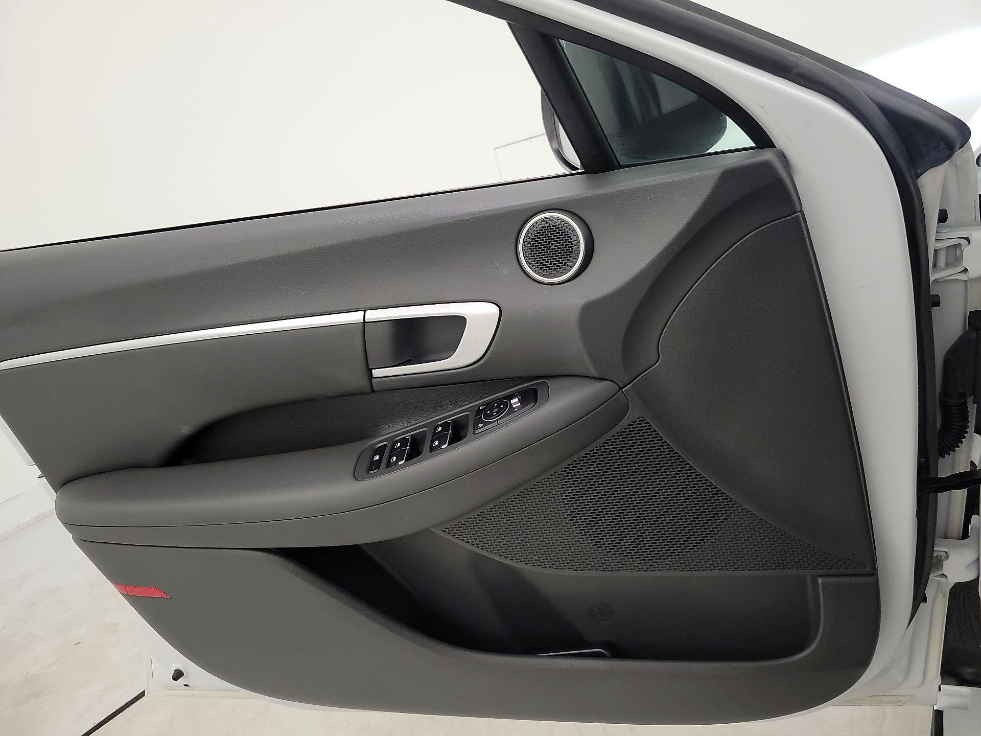 Thumbnail: 2021 Hyundai Sonata - 12