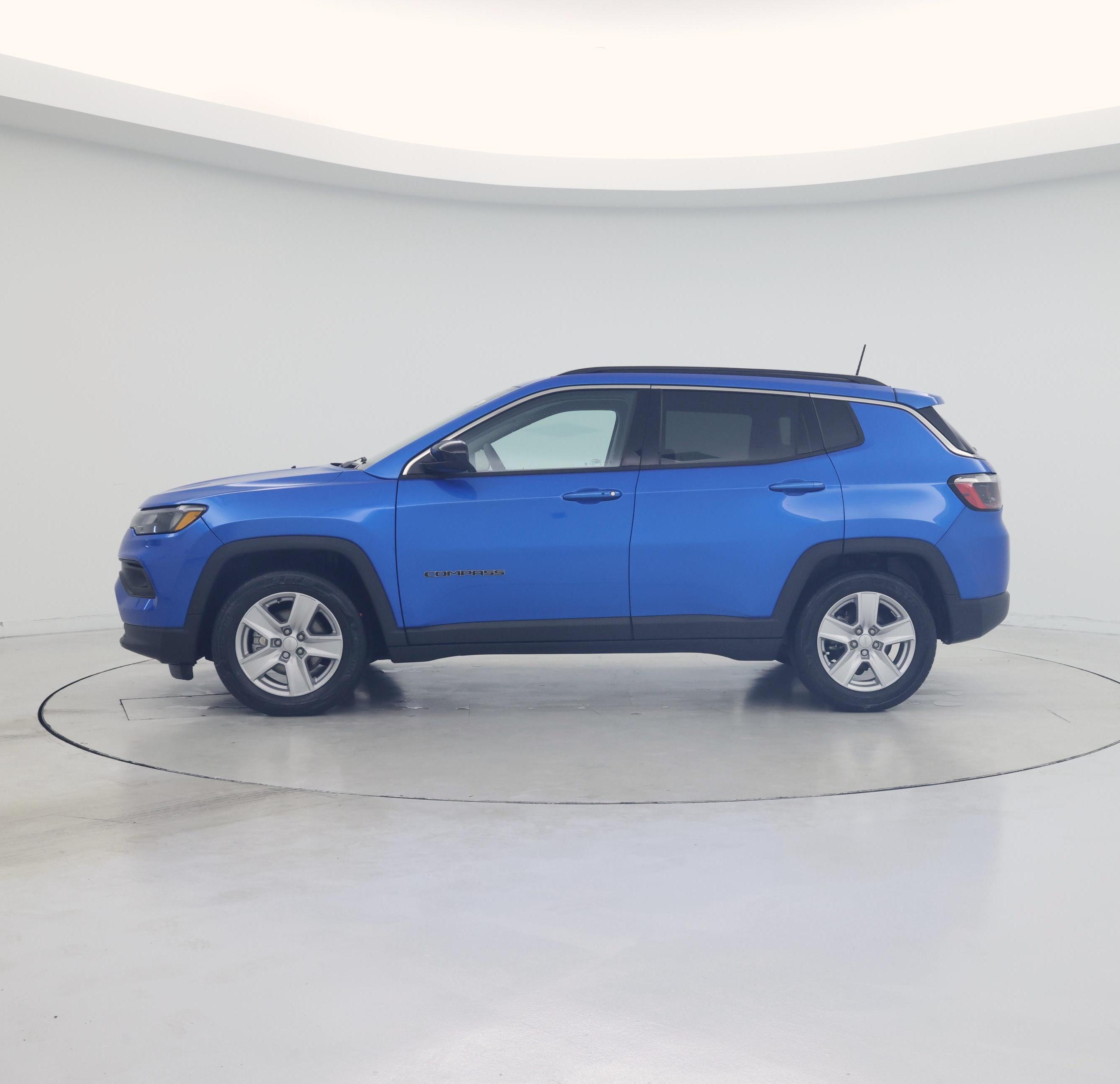 Thumbnail: 2022 Jeep Compass - 3