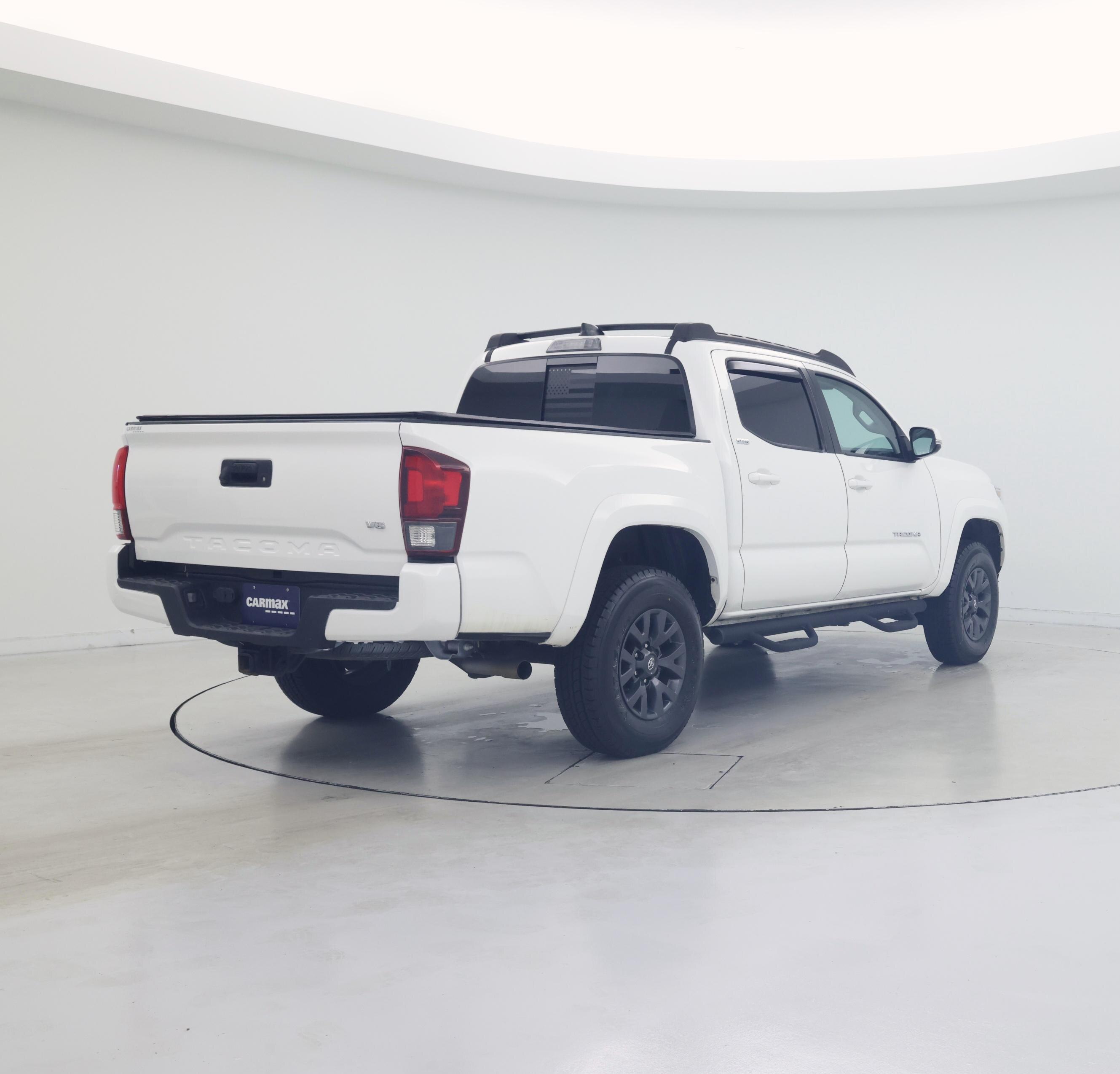 Thumbnail: 2023 Toyota Tacoma - 8