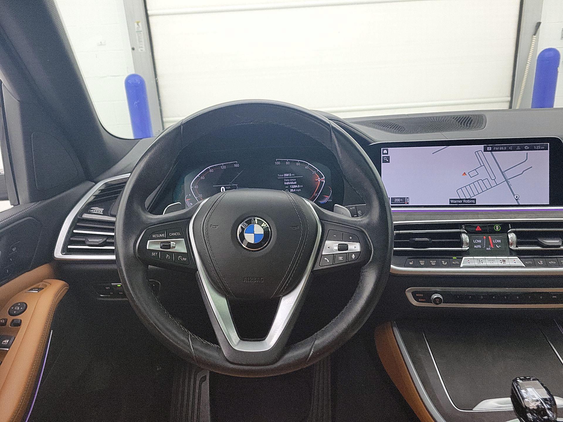 Thumbnail: 2022 BMW X5 - 10
