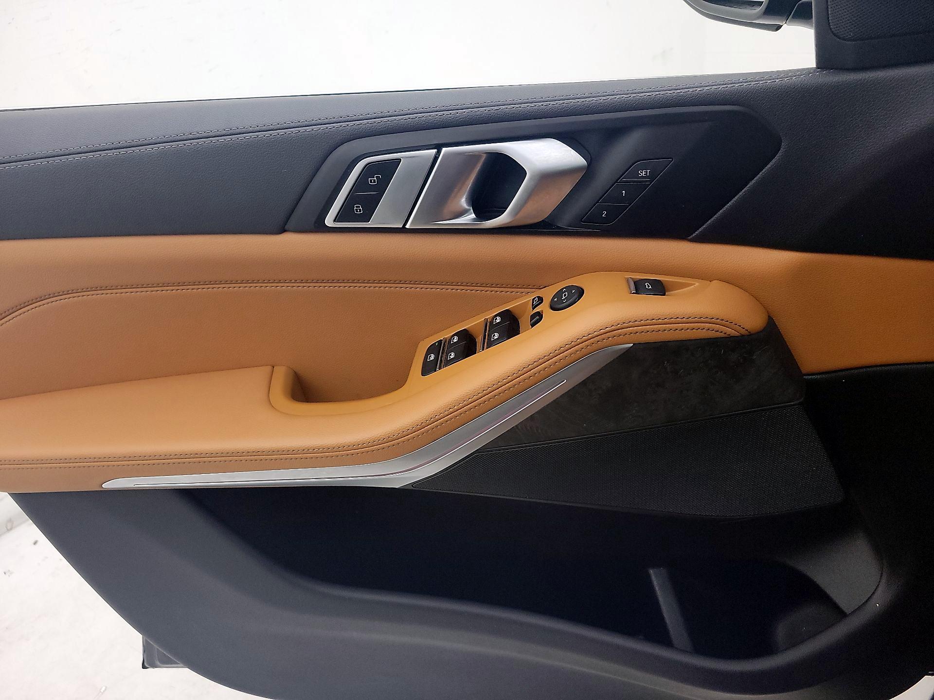 Thumbnail: 2022 BMW X5 - 12