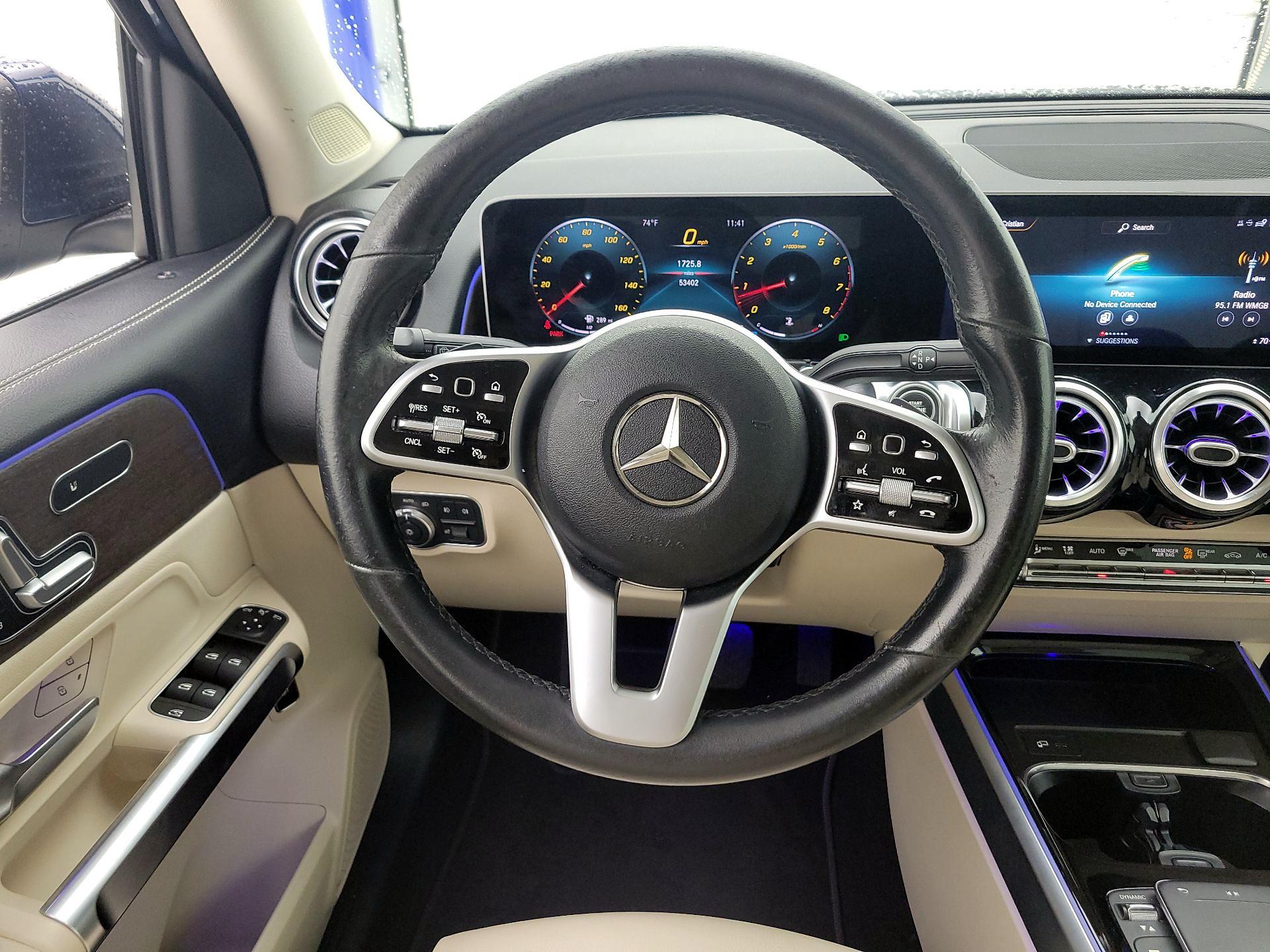 Thumbnail: 2021 Mercedes-Benz GLB - 10