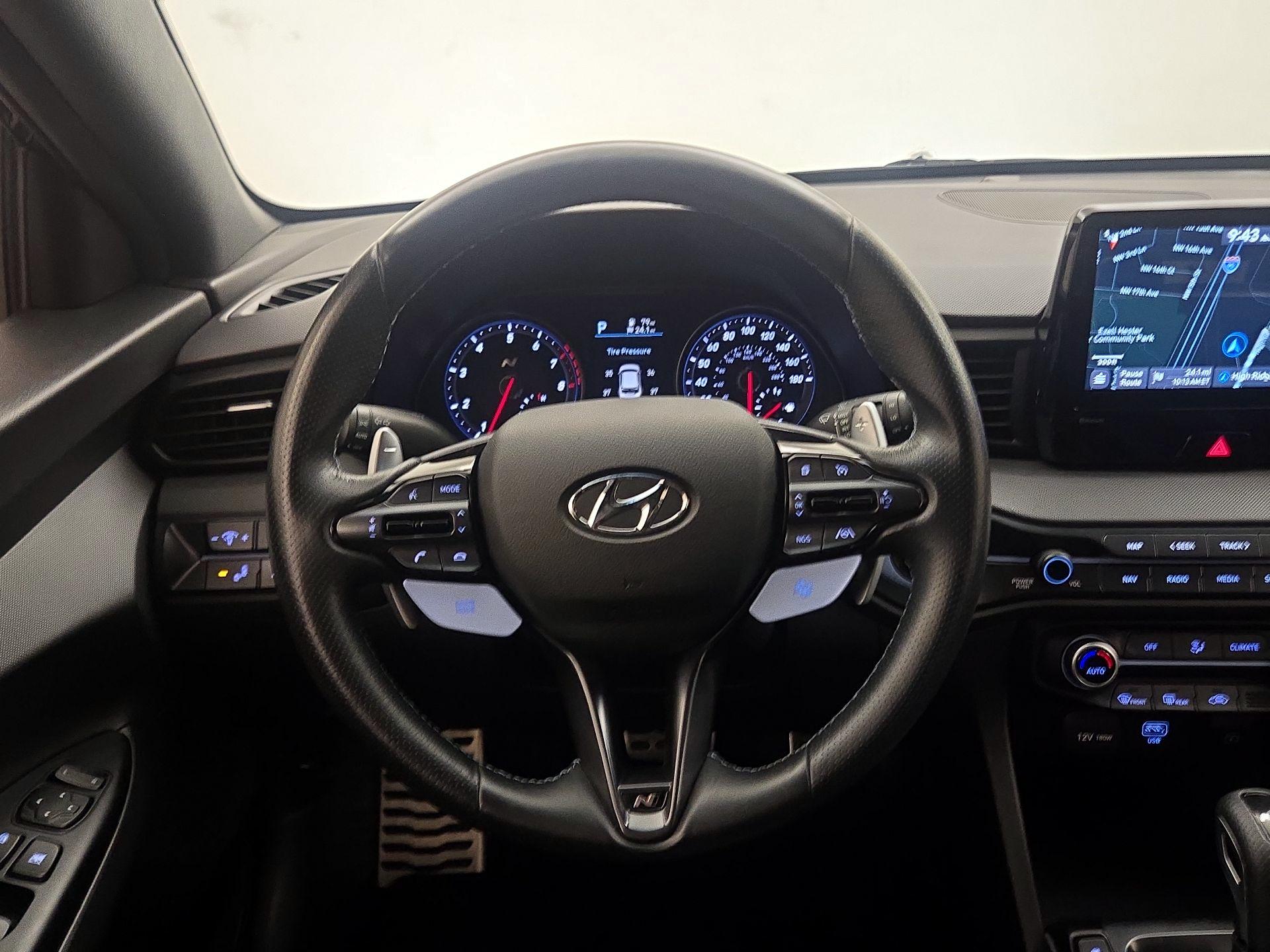 Thumbnail: 2021 Hyundai Veloster - 10