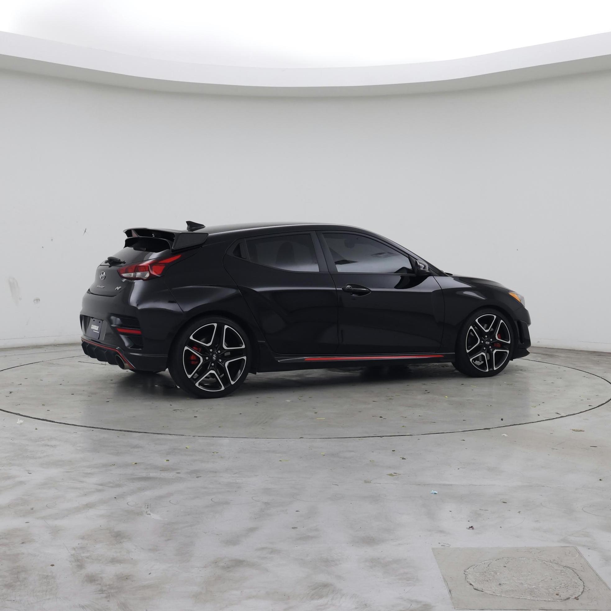 Thumbnail: 2021 Hyundai Veloster - 3
