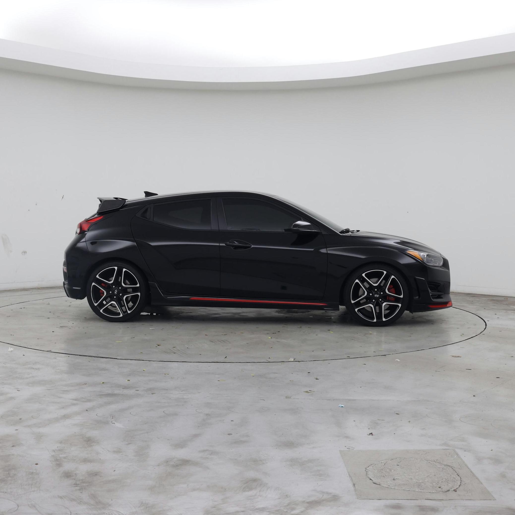 Thumbnail: 2021 Hyundai Veloster - 8