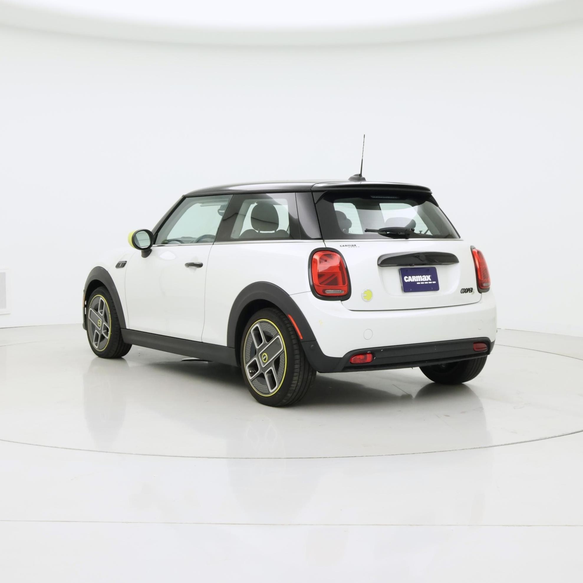 Thumbnail: 2024 MINI Cooper Hardtop - 2