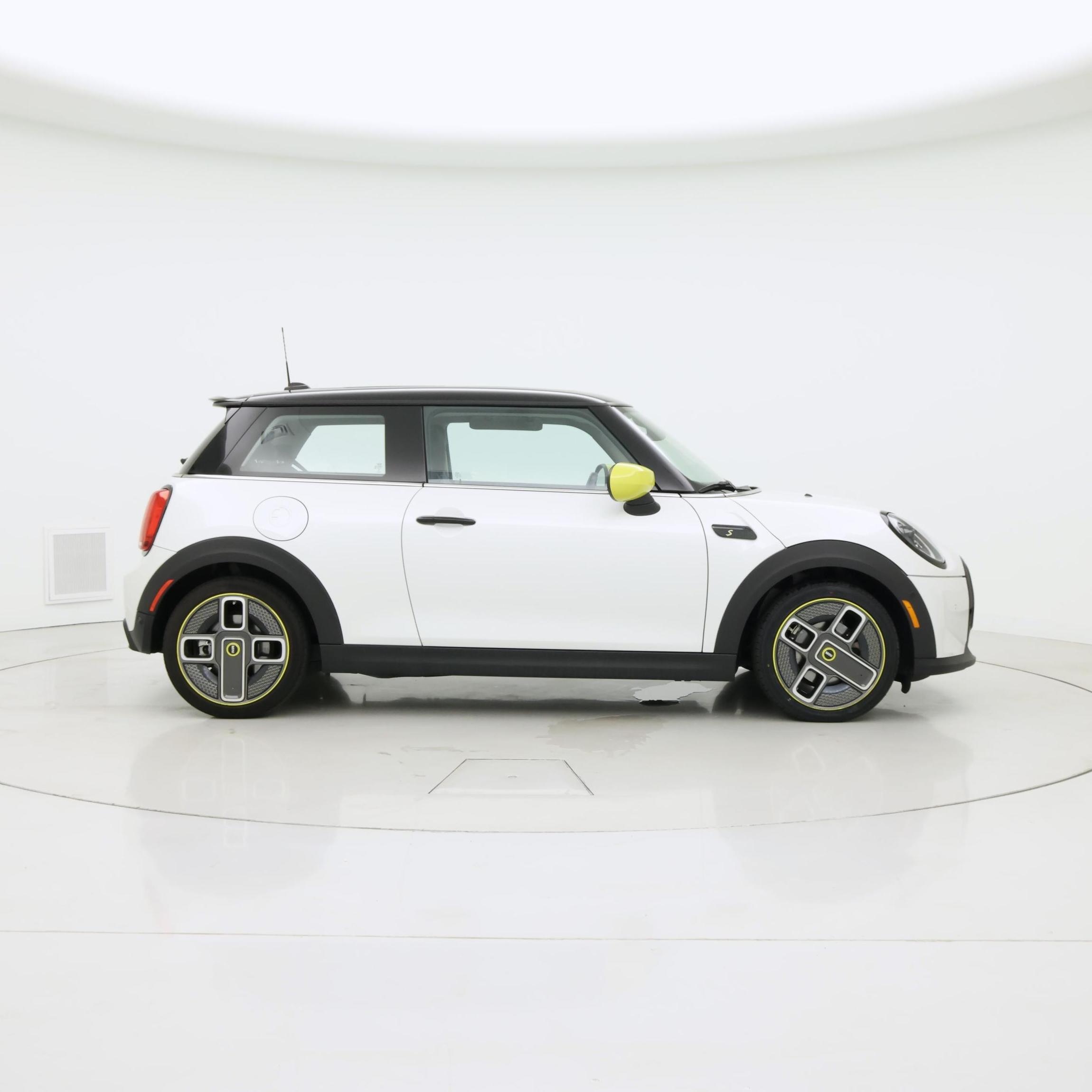 Thumbnail: 2024 MINI Cooper Hardtop - 7