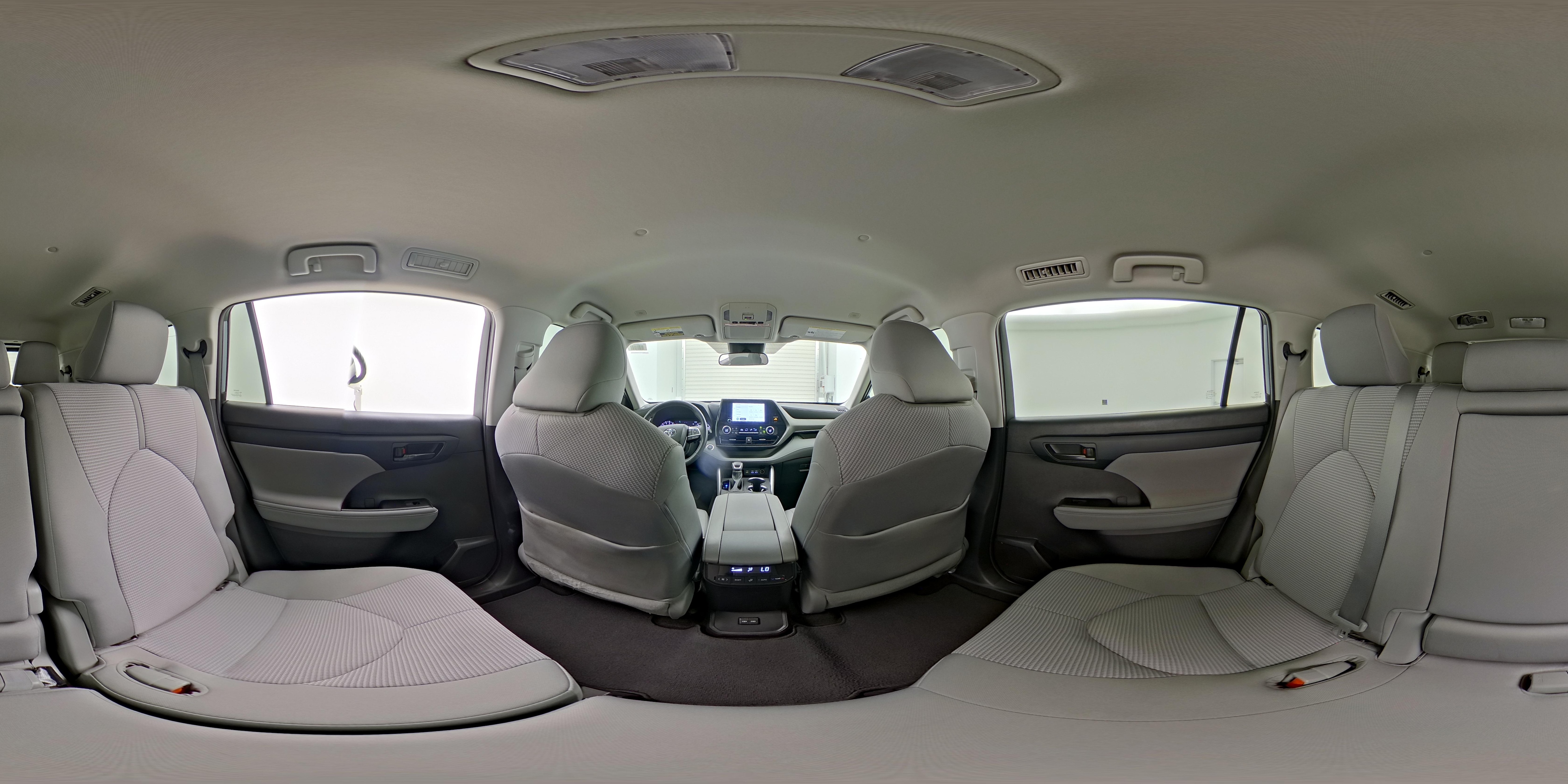 2023 Toyota Highlander LE - Photo 27