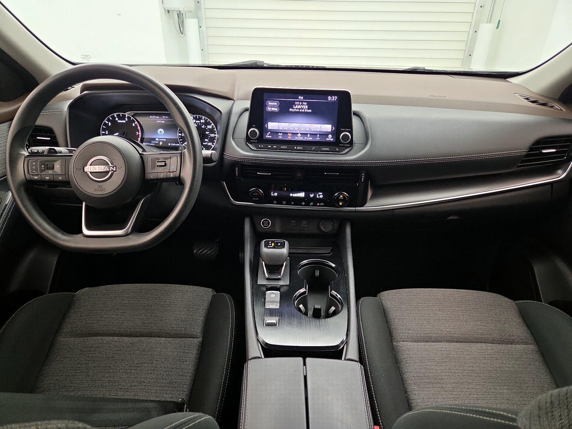 Thumbnail: 2023 Nissan Rogue - 9