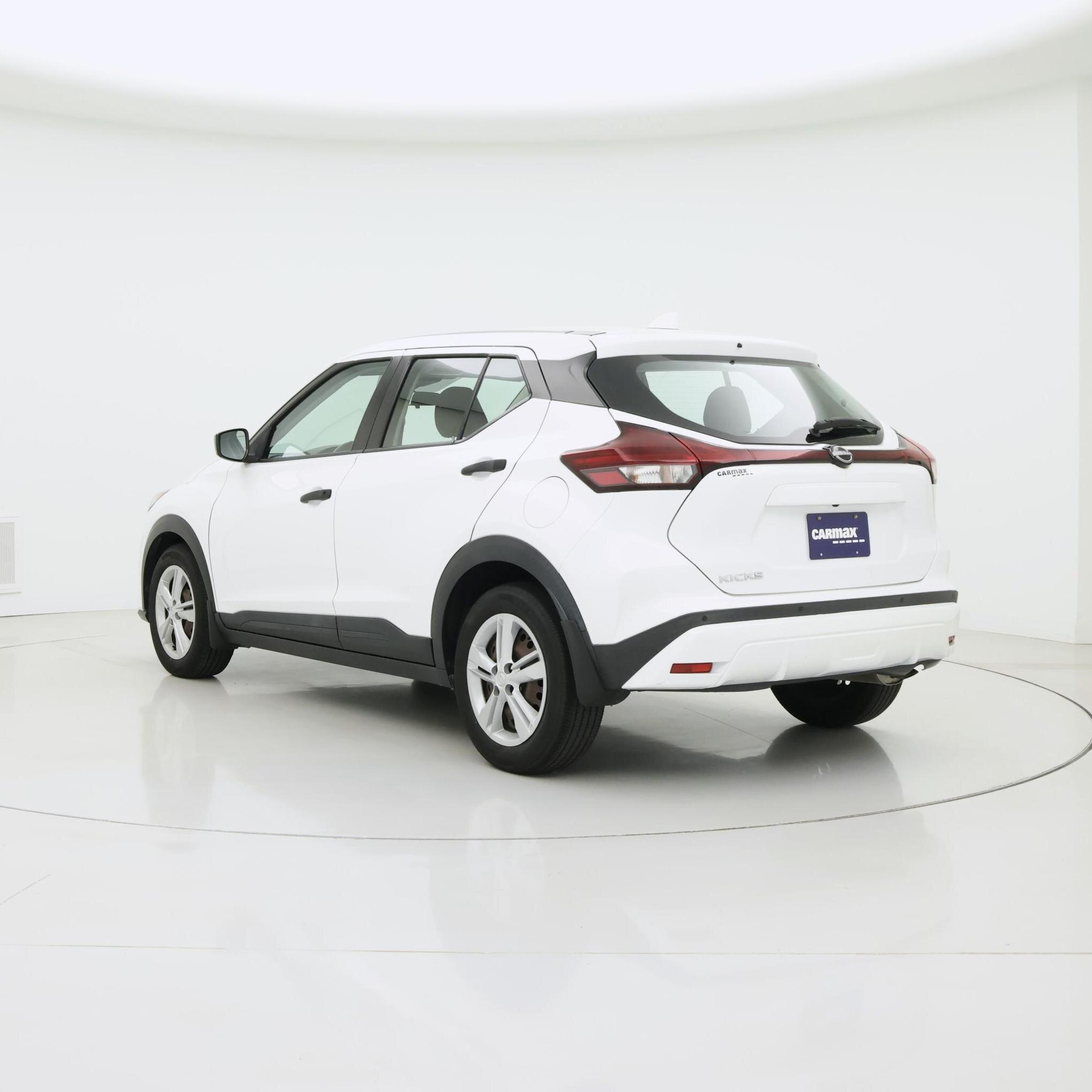 Thumbnail: 2022 Nissan Kicks - 2