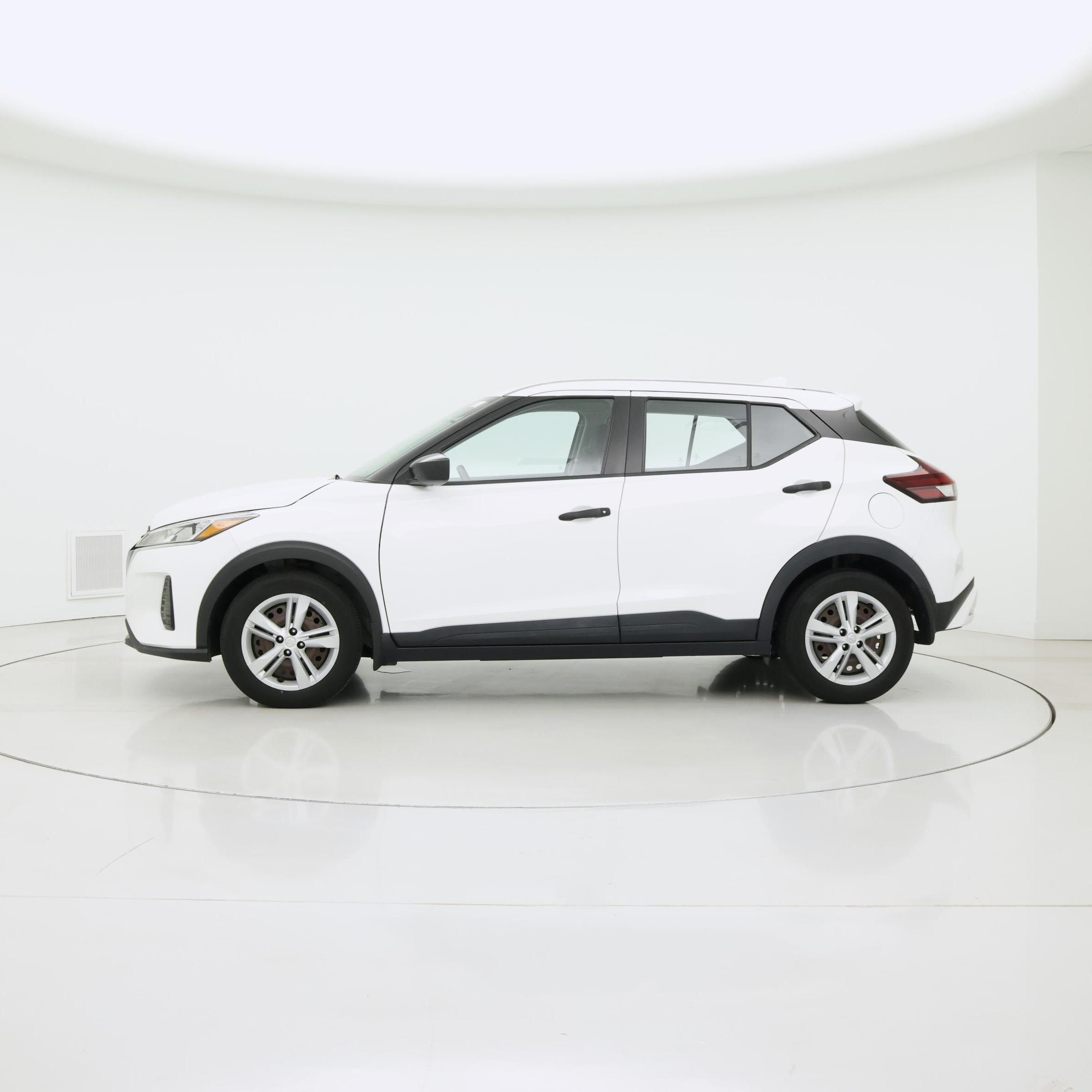 Thumbnail: 2022 Nissan Kicks - 3