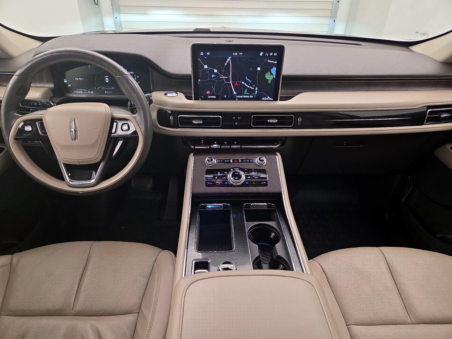 Thumbnail: 2021 Lincoln Aviator - 9