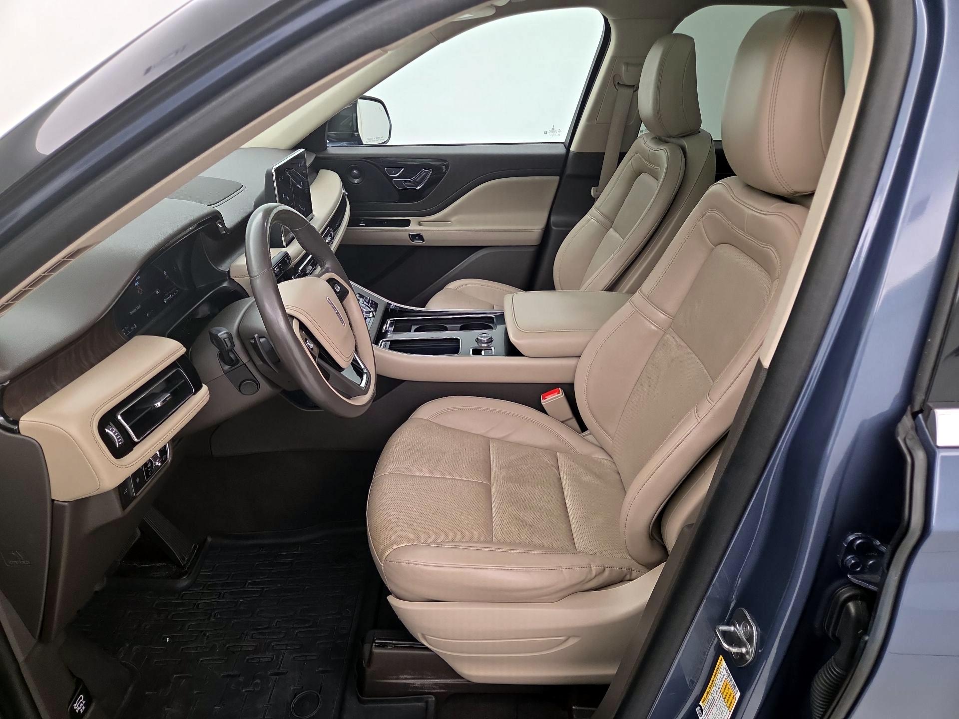 Thumbnail: 2021 Lincoln Aviator - 11
